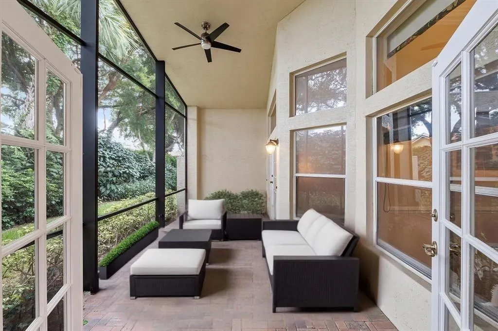6828 Belmont Shore Dr
