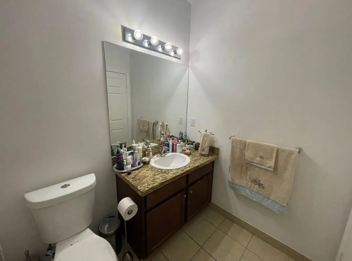 817 SW 147th Ave, #817