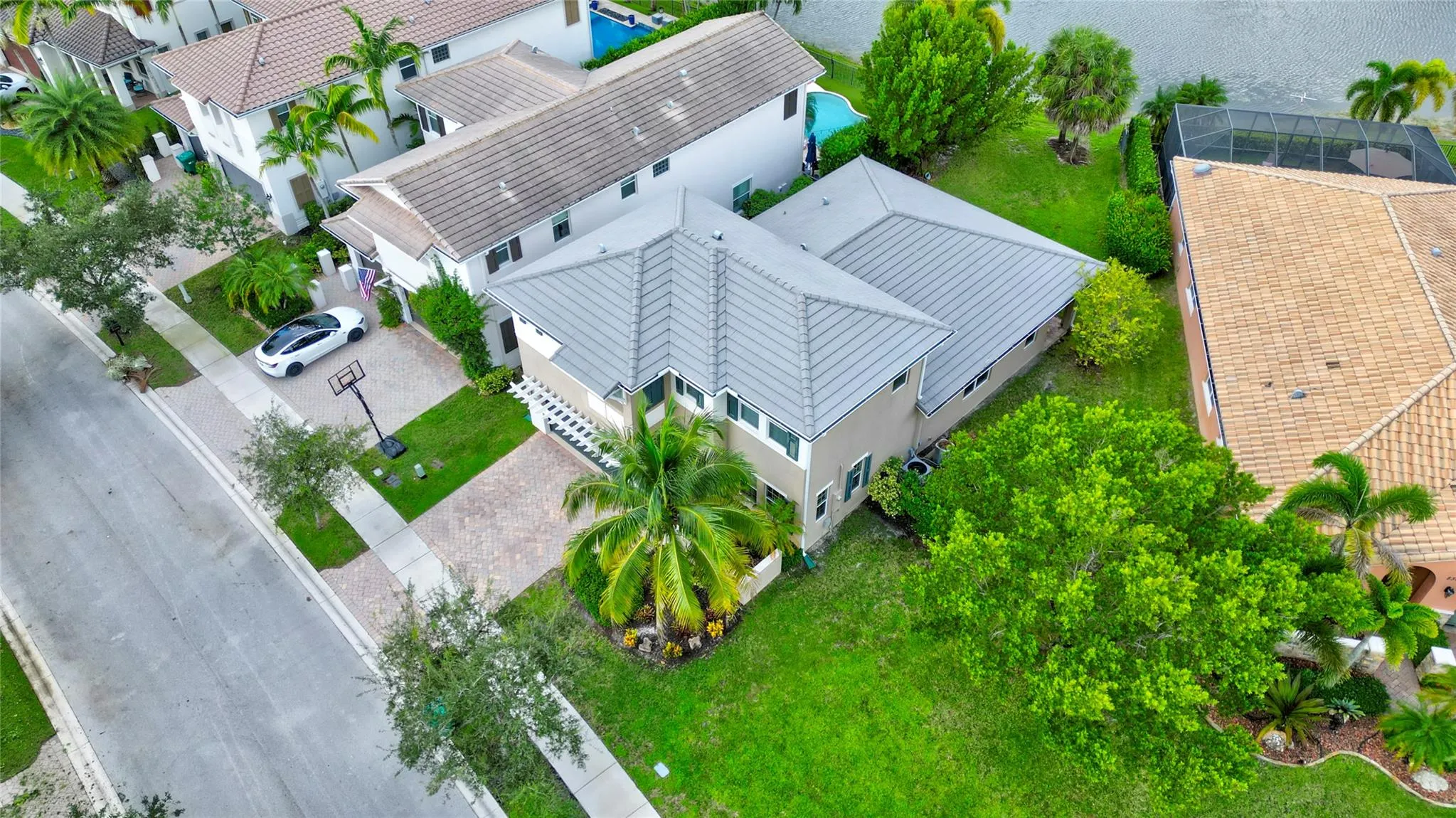 8343 NW 121st Way