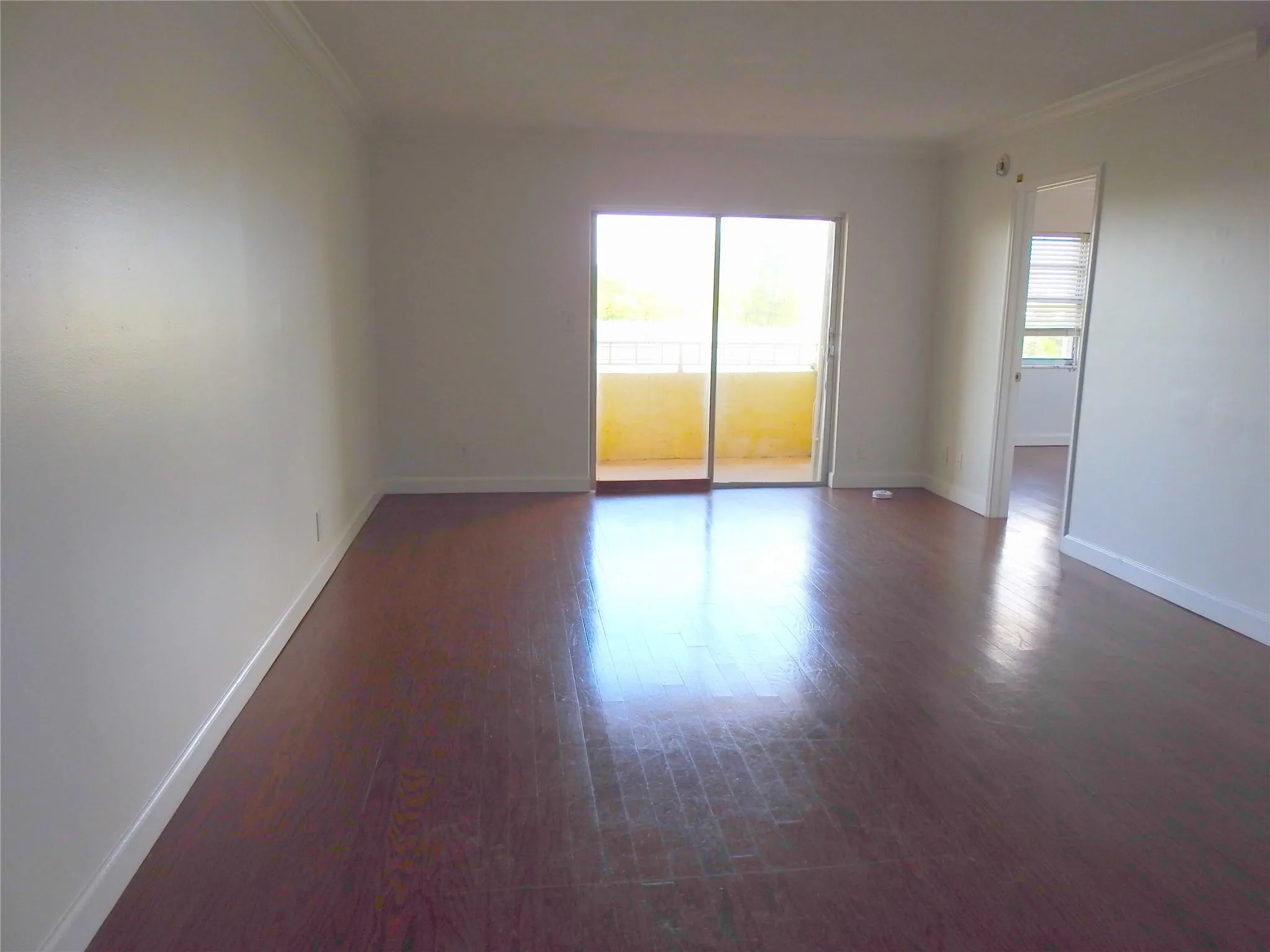 900 NE 18th Ave, #306