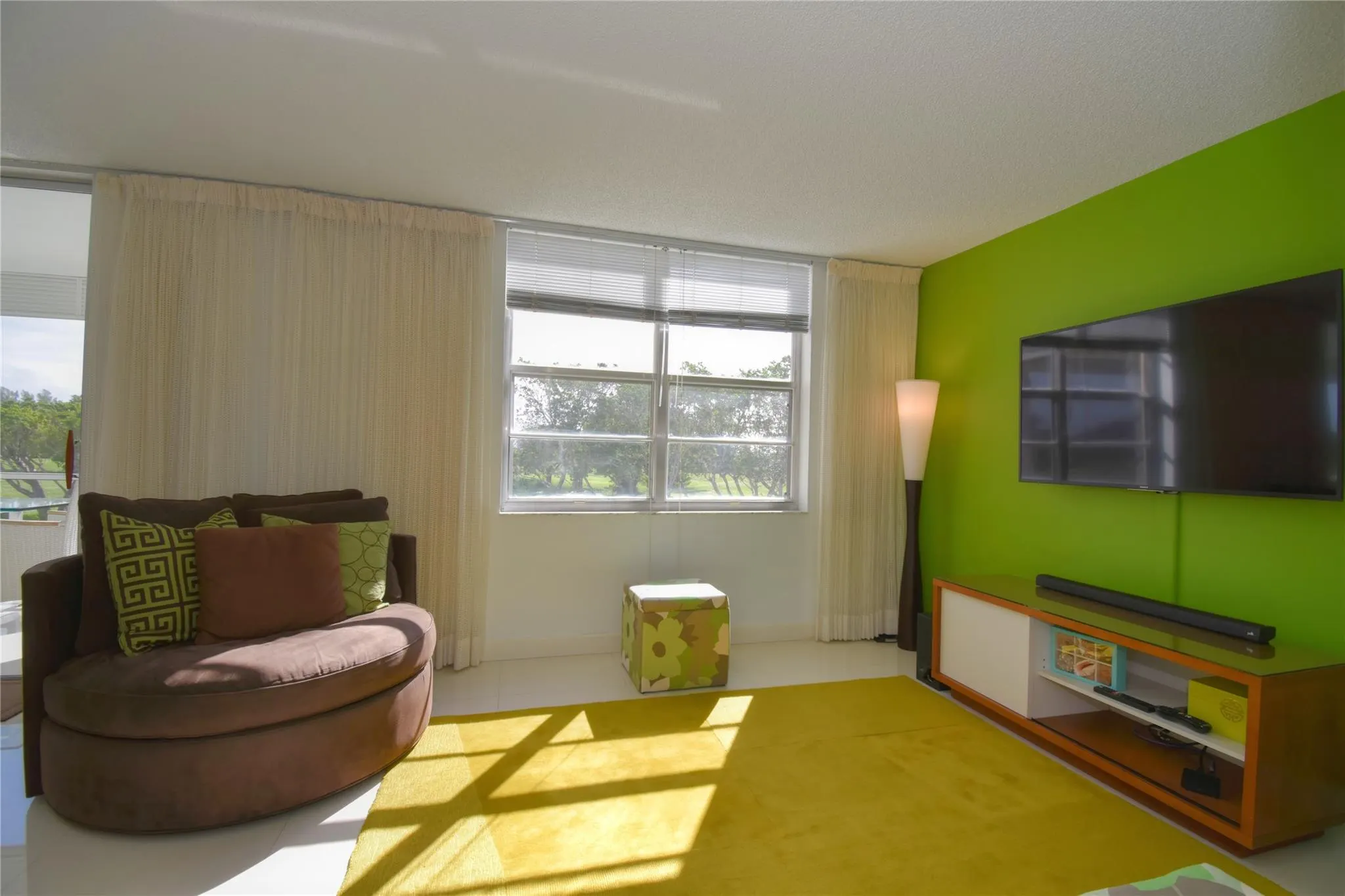 6100 NW 2nd Avenue, #323
