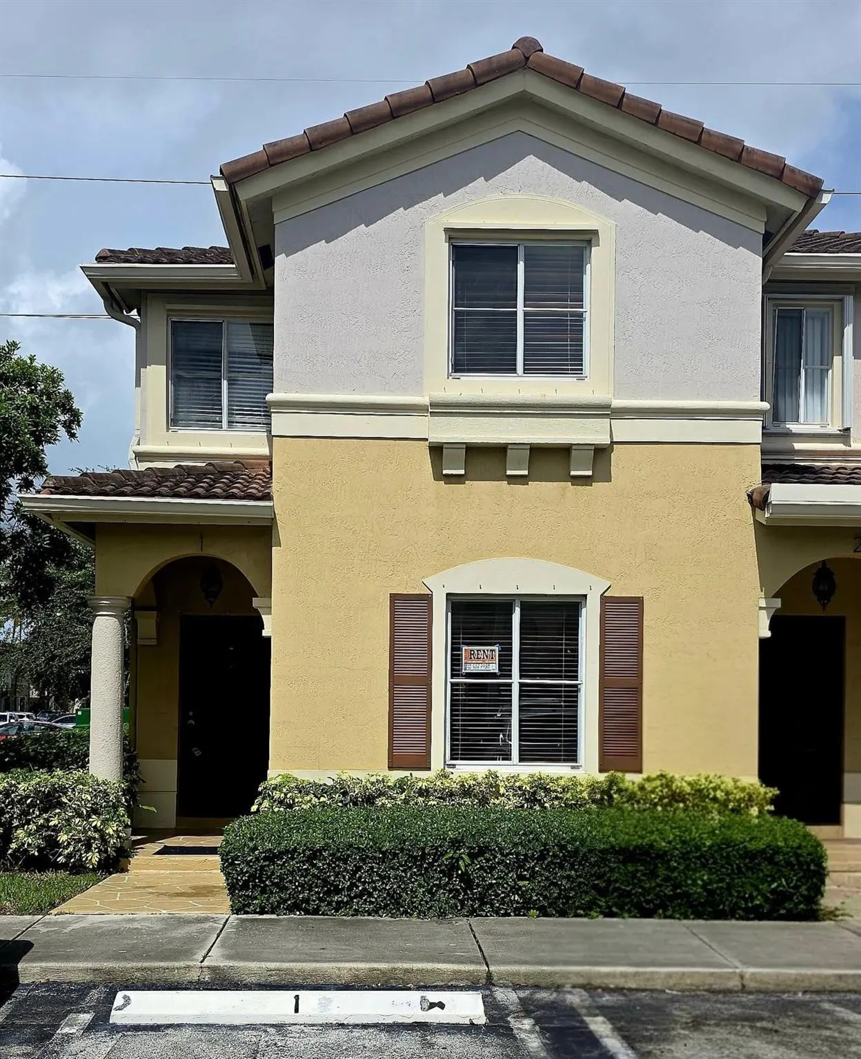 8822 W Flagler St, #1-39