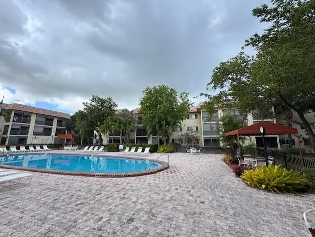 259 S CYPRESS RD, #528