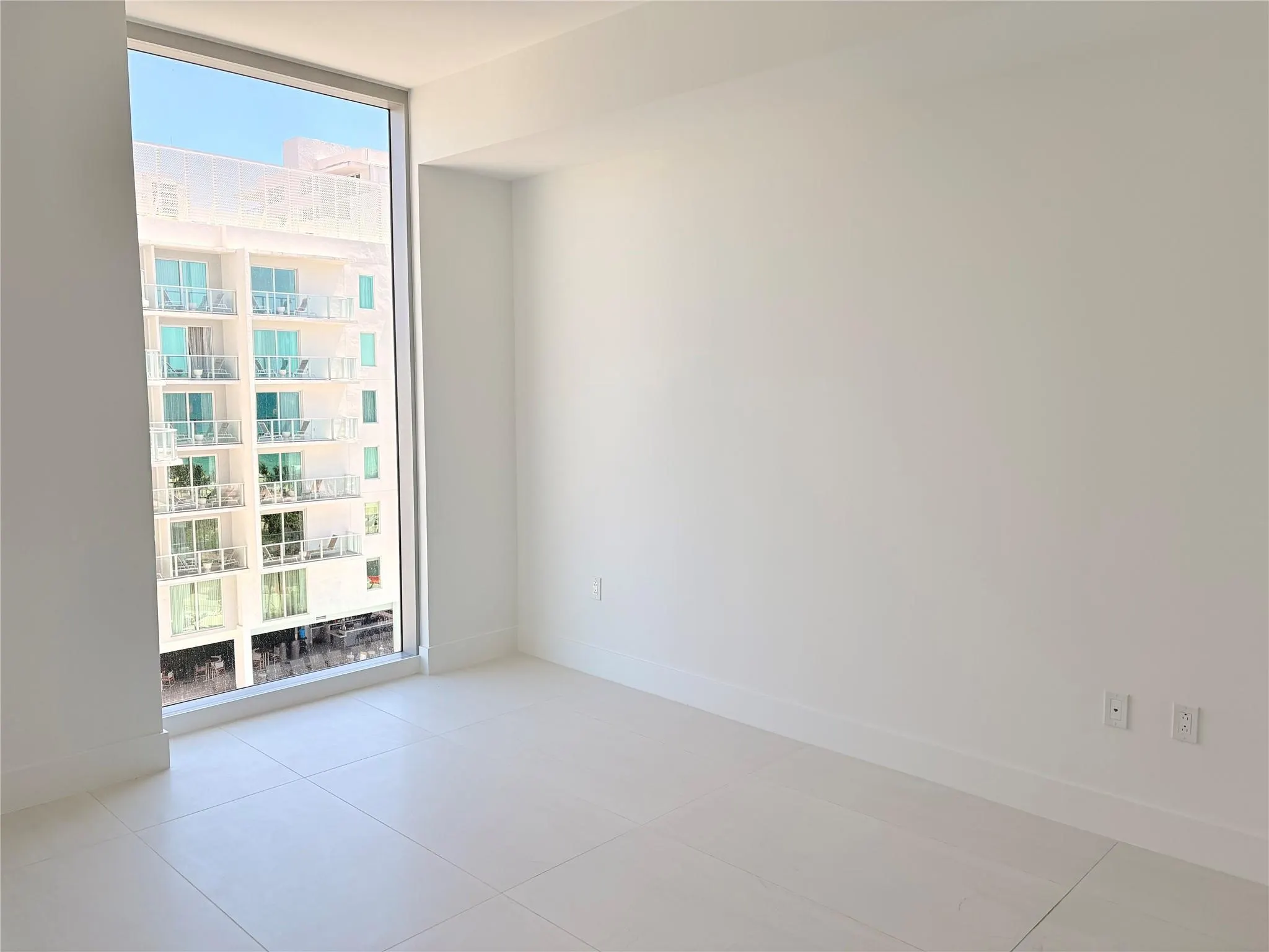 151 N Seabreeze Blvd, #0703-E