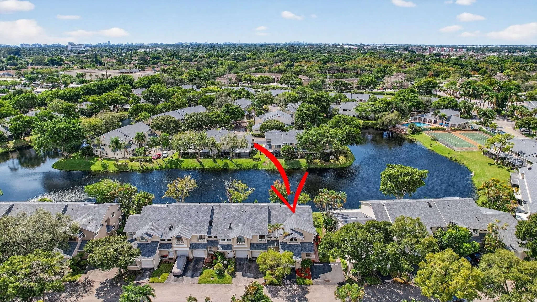 2052 Discovery Cir E