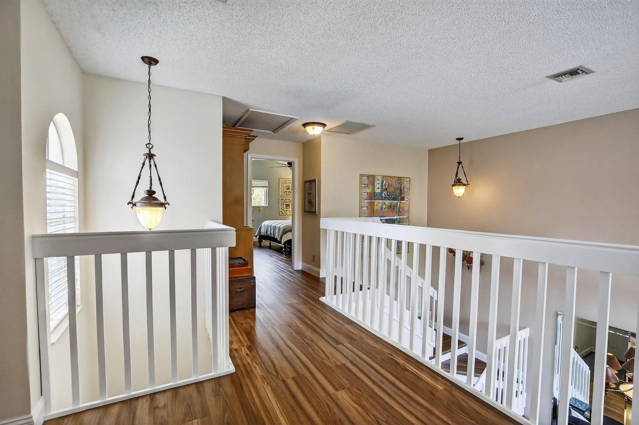 2052 Discovery Cir E