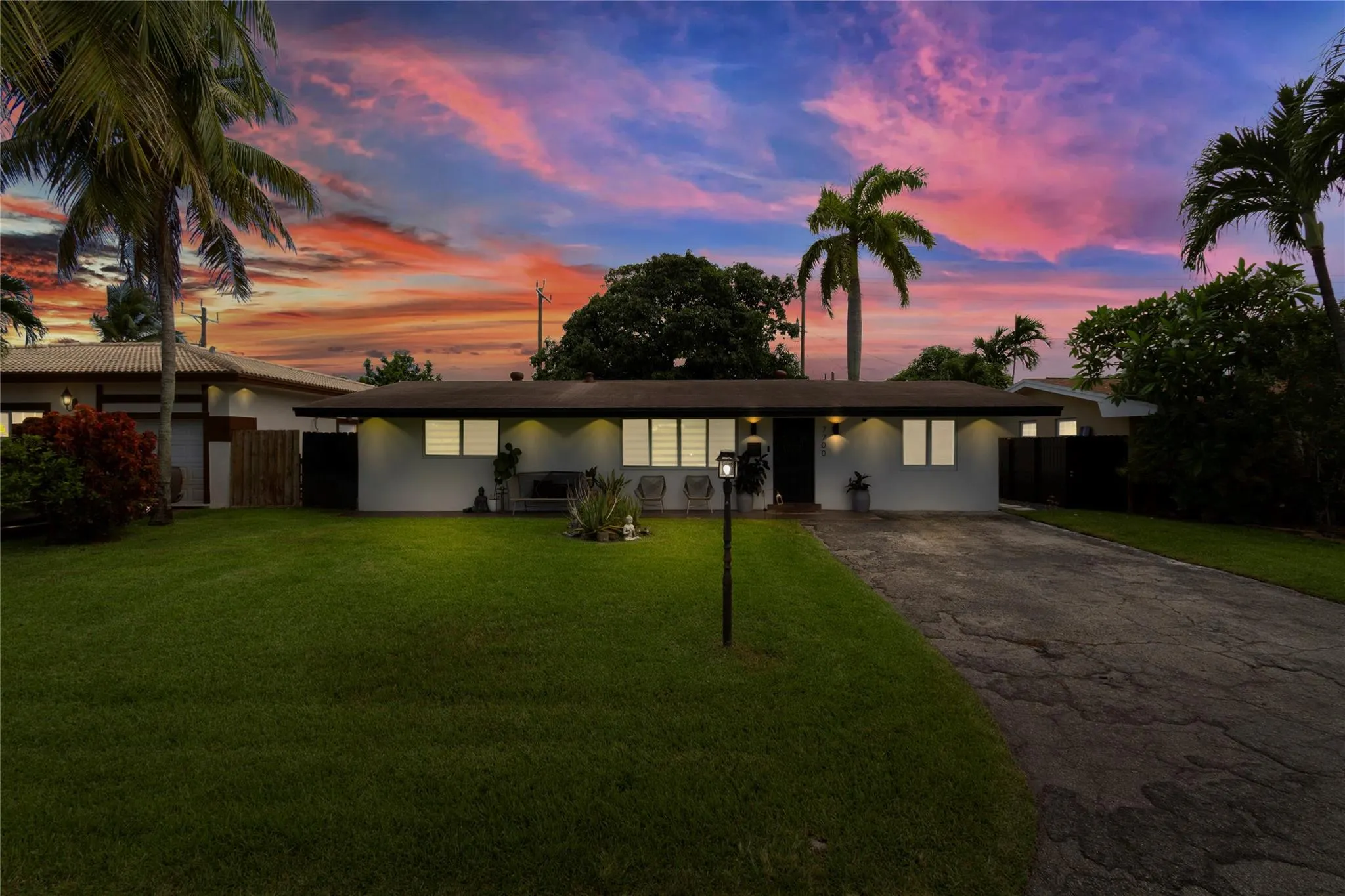 7700 NW 15th St
