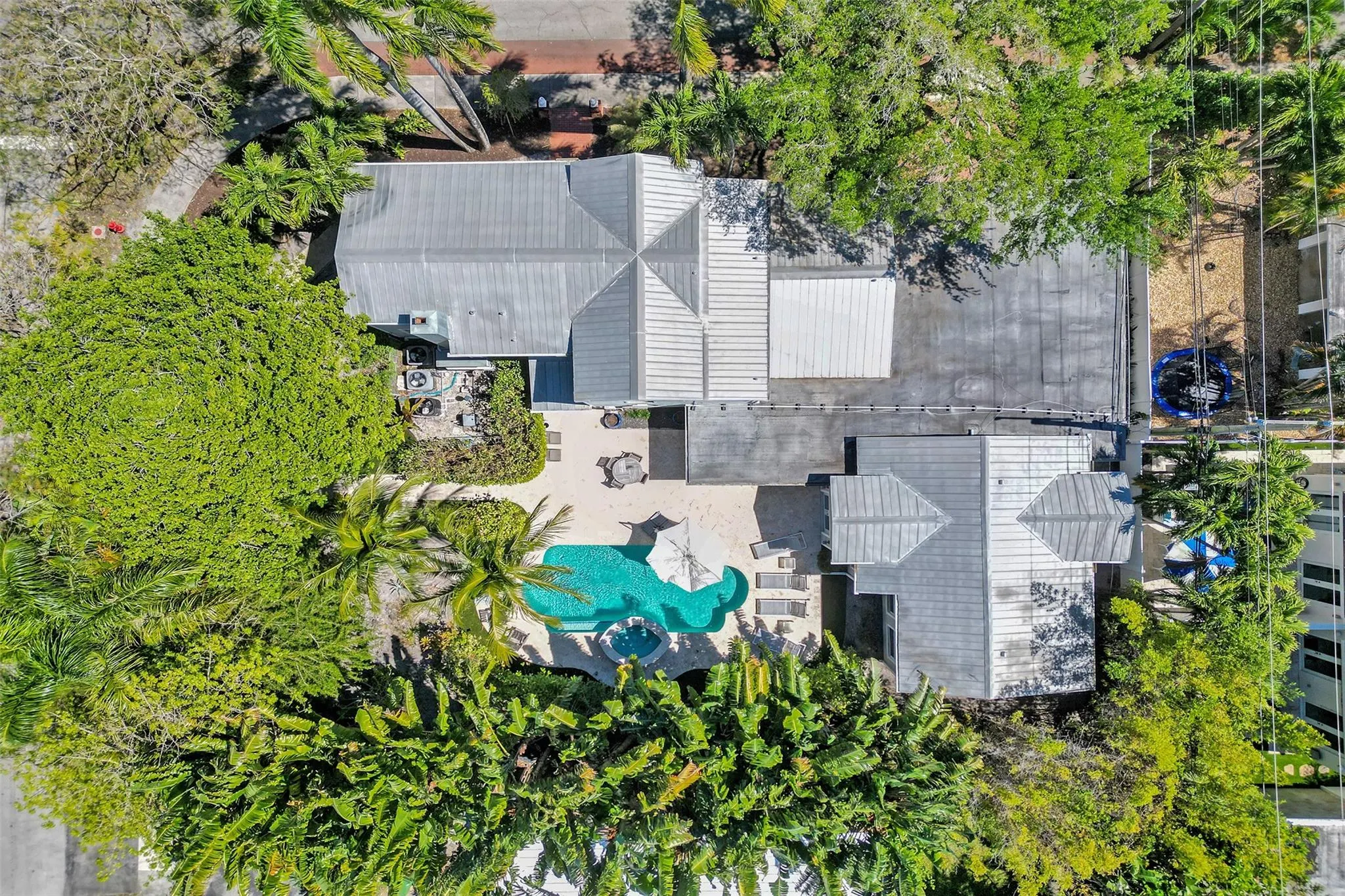 459 NE 15th Ave