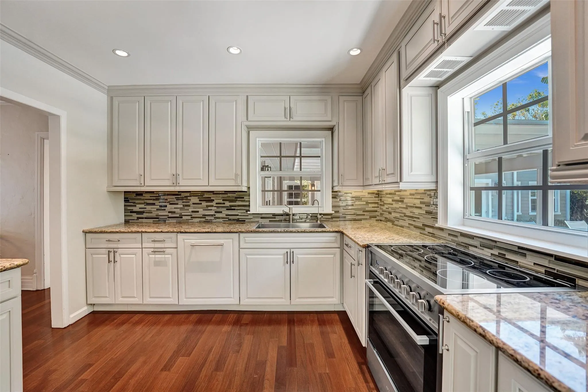459 NE 15th Ave