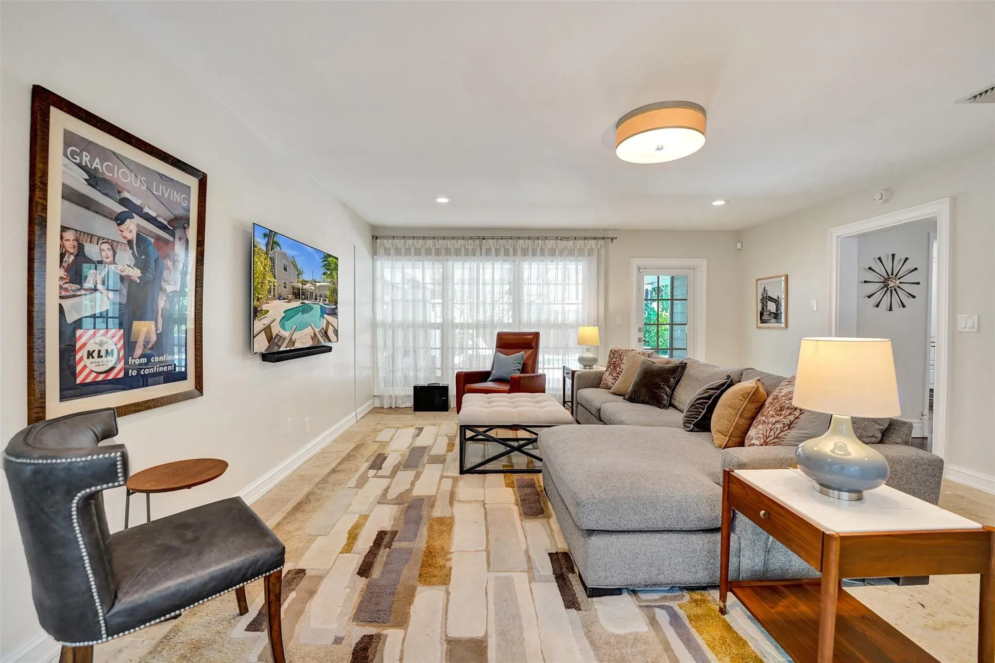 459 NE 15th Ave