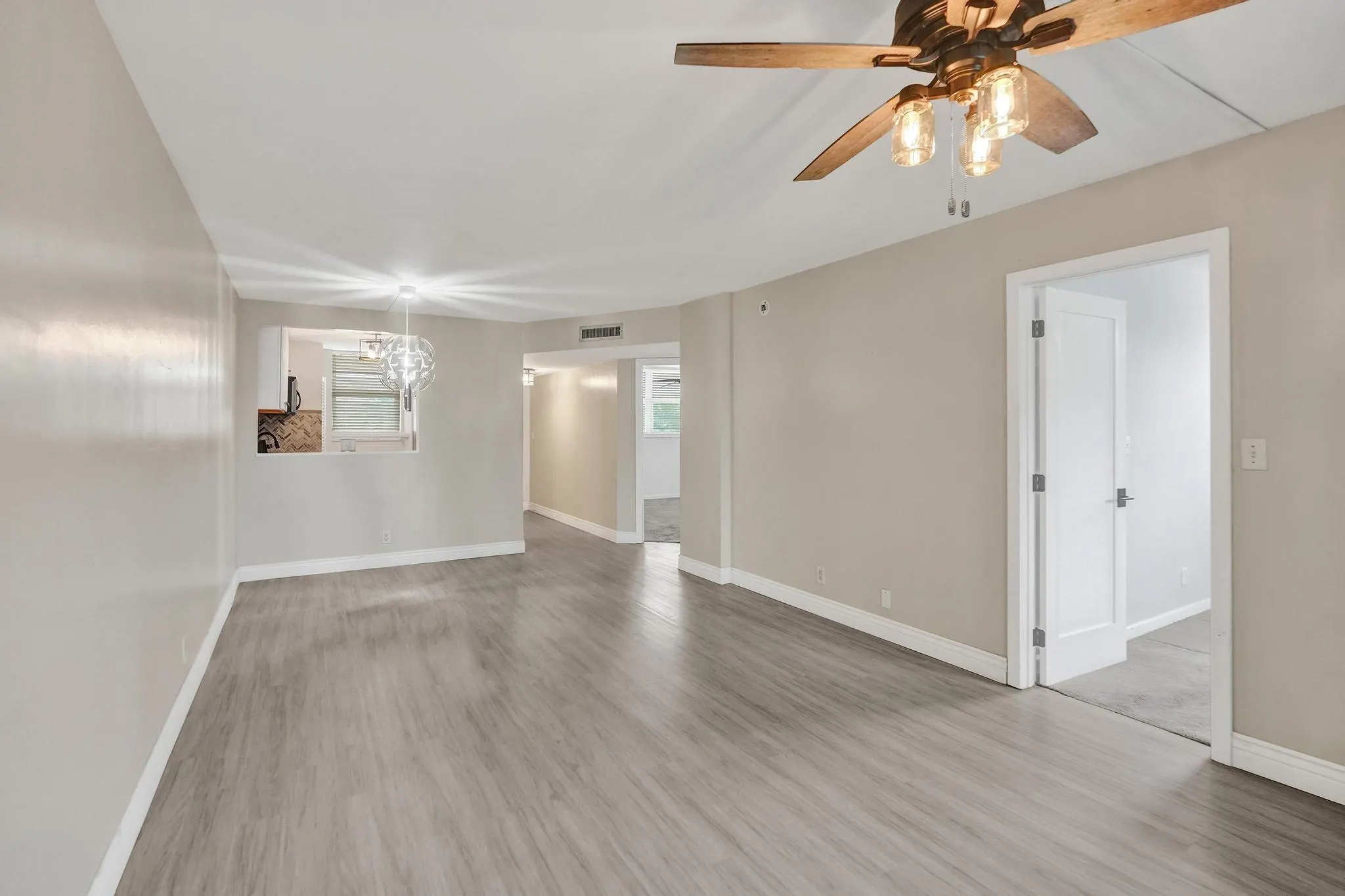 5300 NE 24th Ter, #201 C