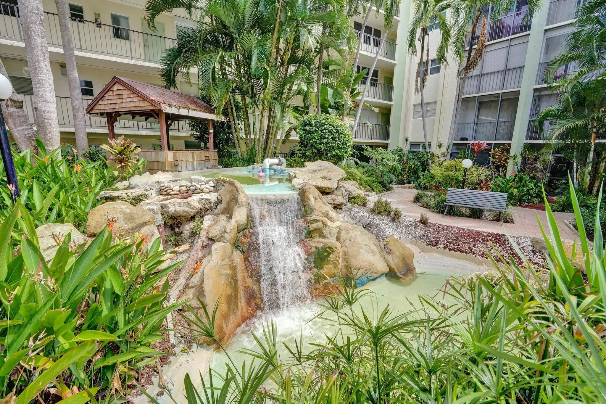 5300 NE 24th Ter, #201 C