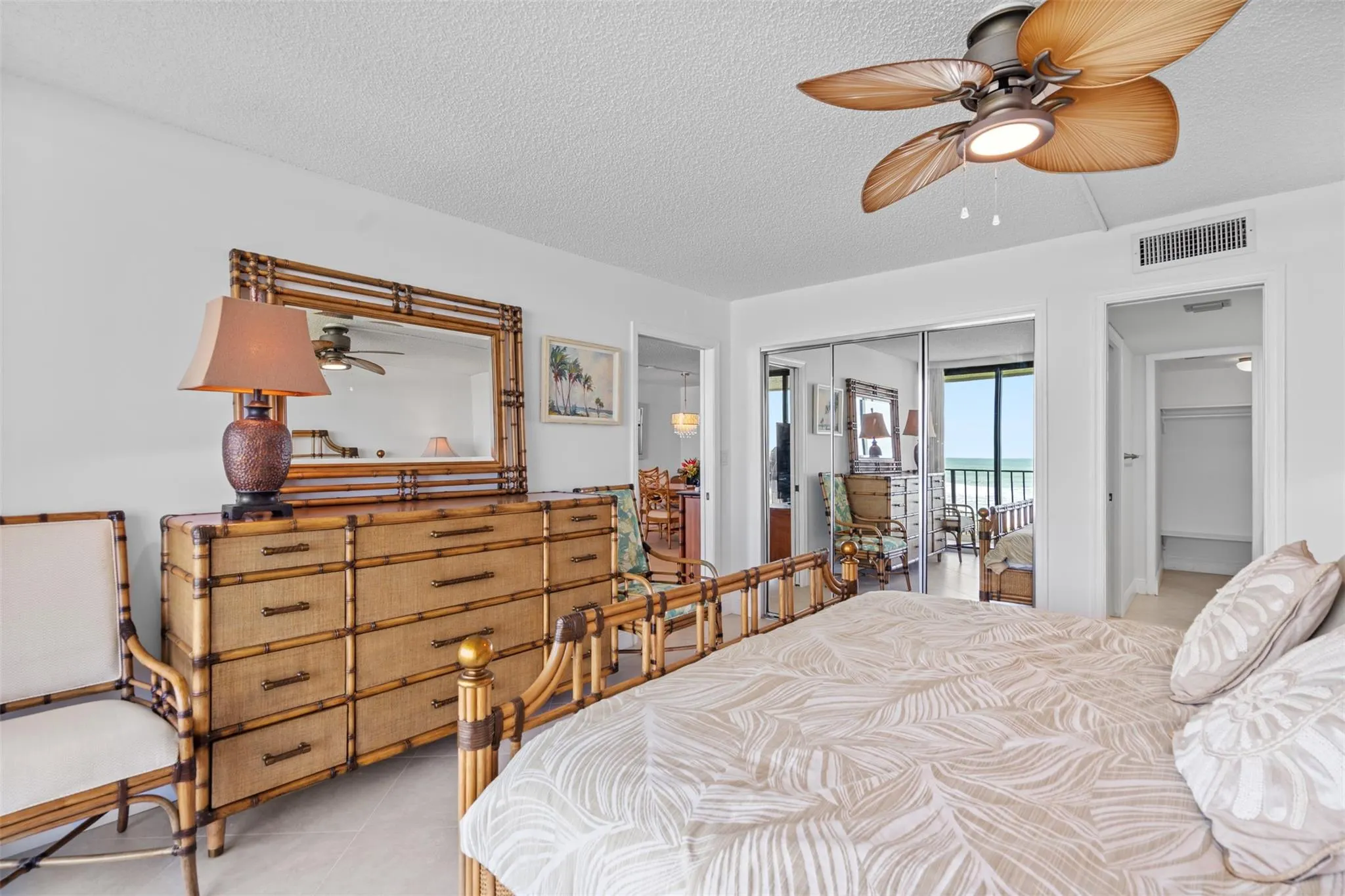 10000 S Ocean Dr, #404