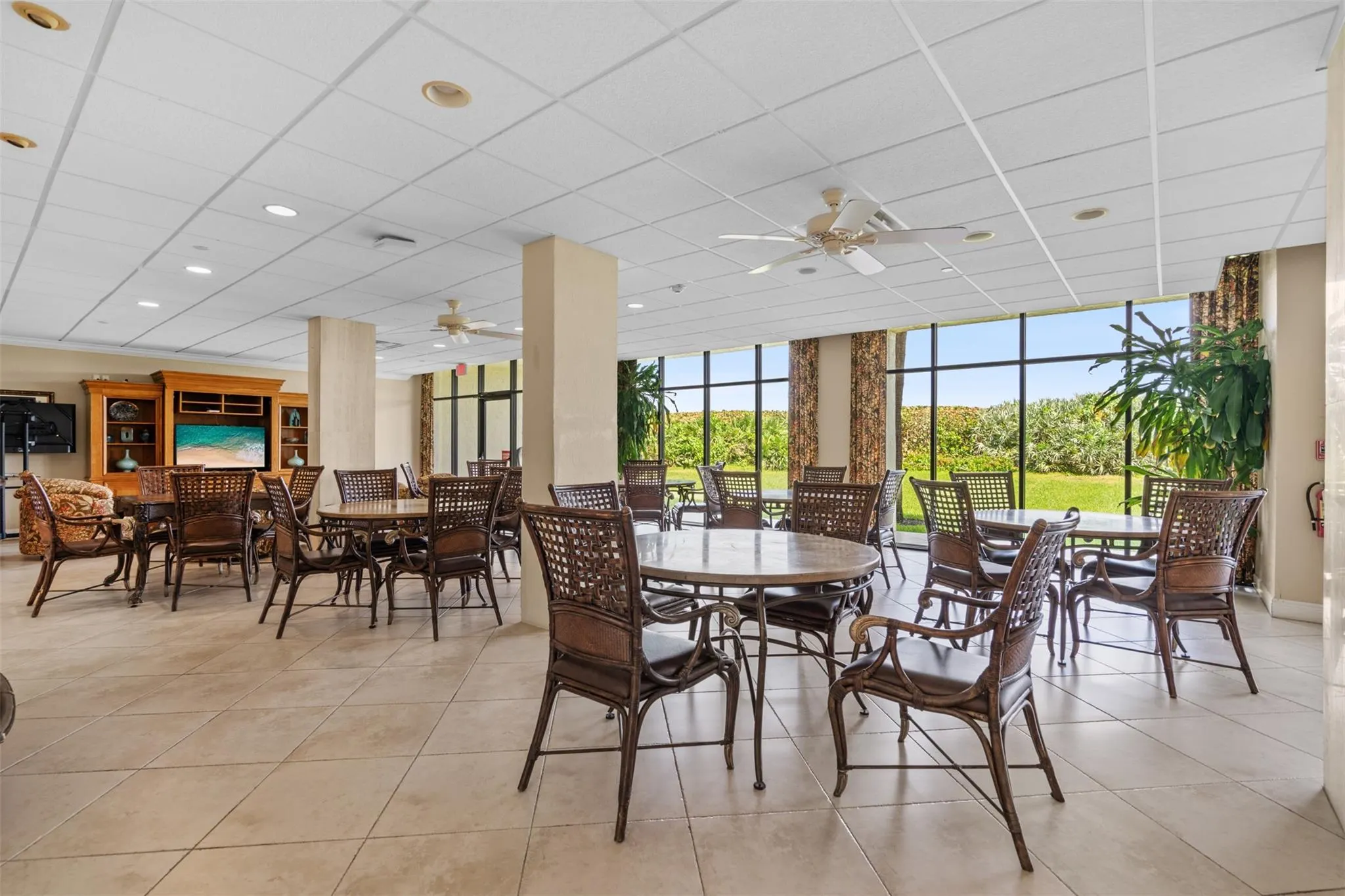 10000 S Ocean Dr, #404