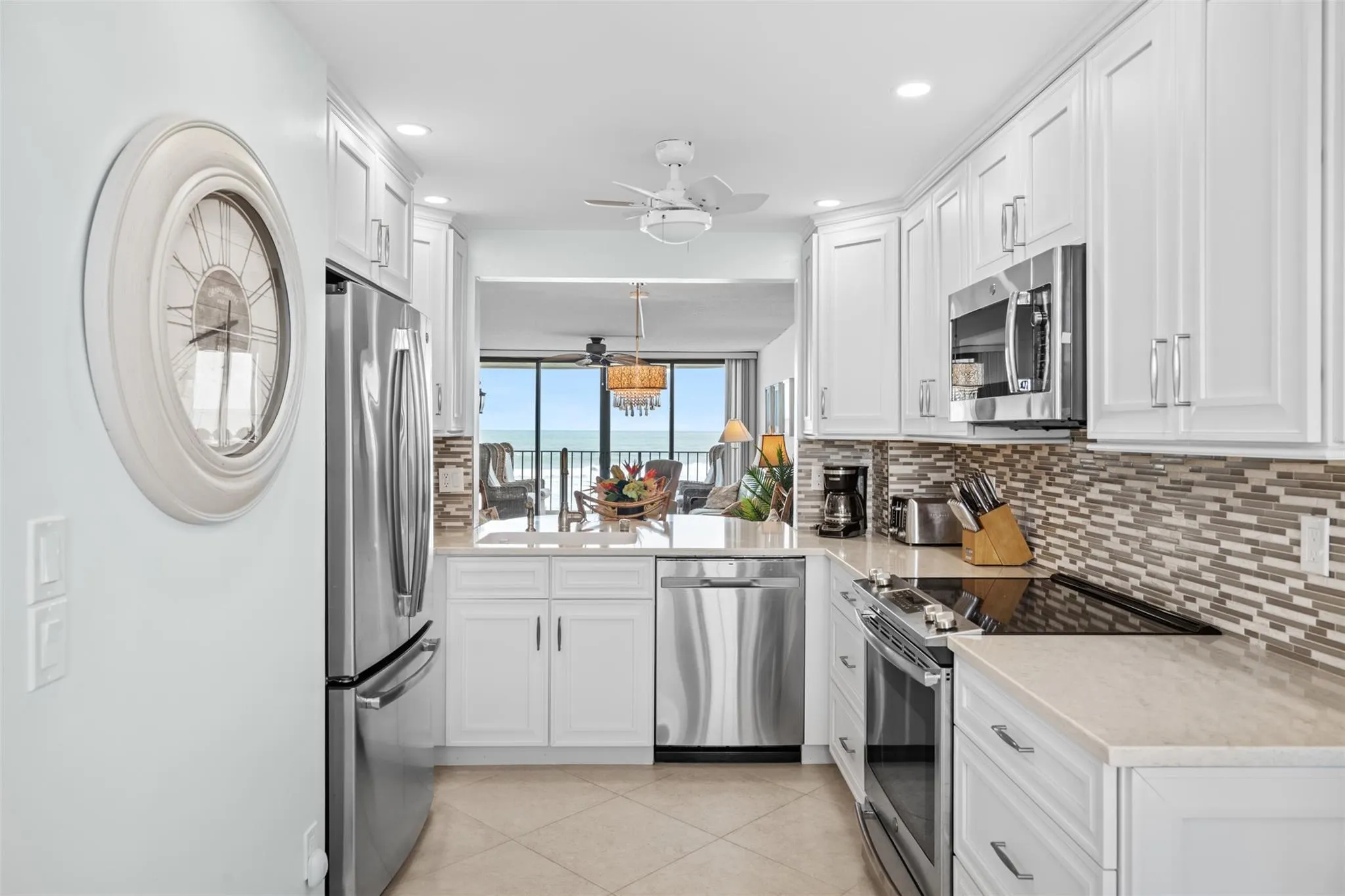 10000 S Ocean Dr, #404