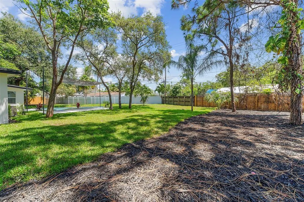 1660 SW 22nd Ave