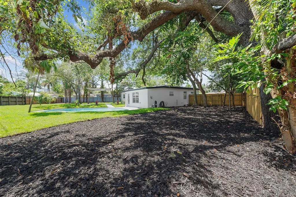1660 SW 22nd Ave