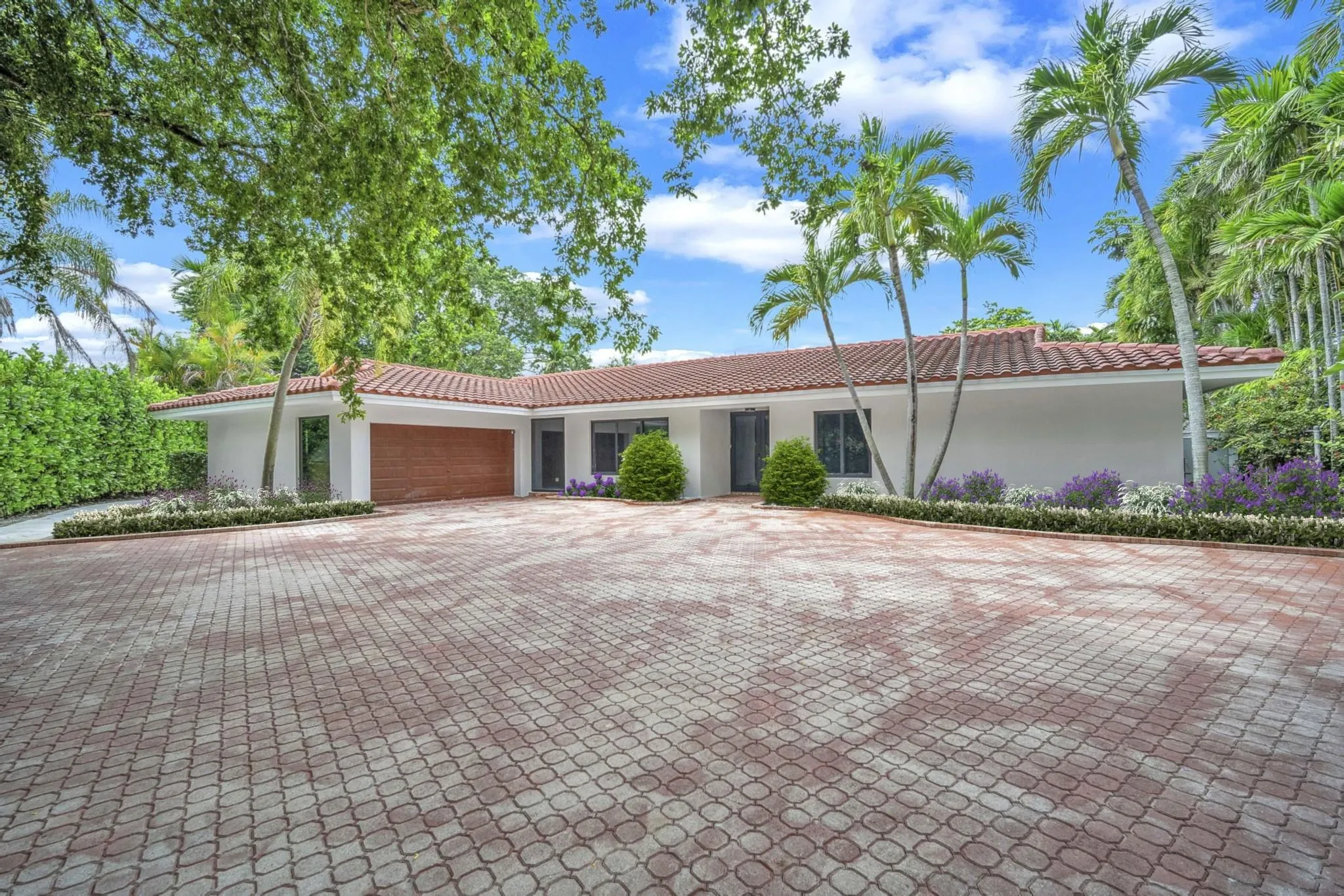 2800 Palmer Dr
