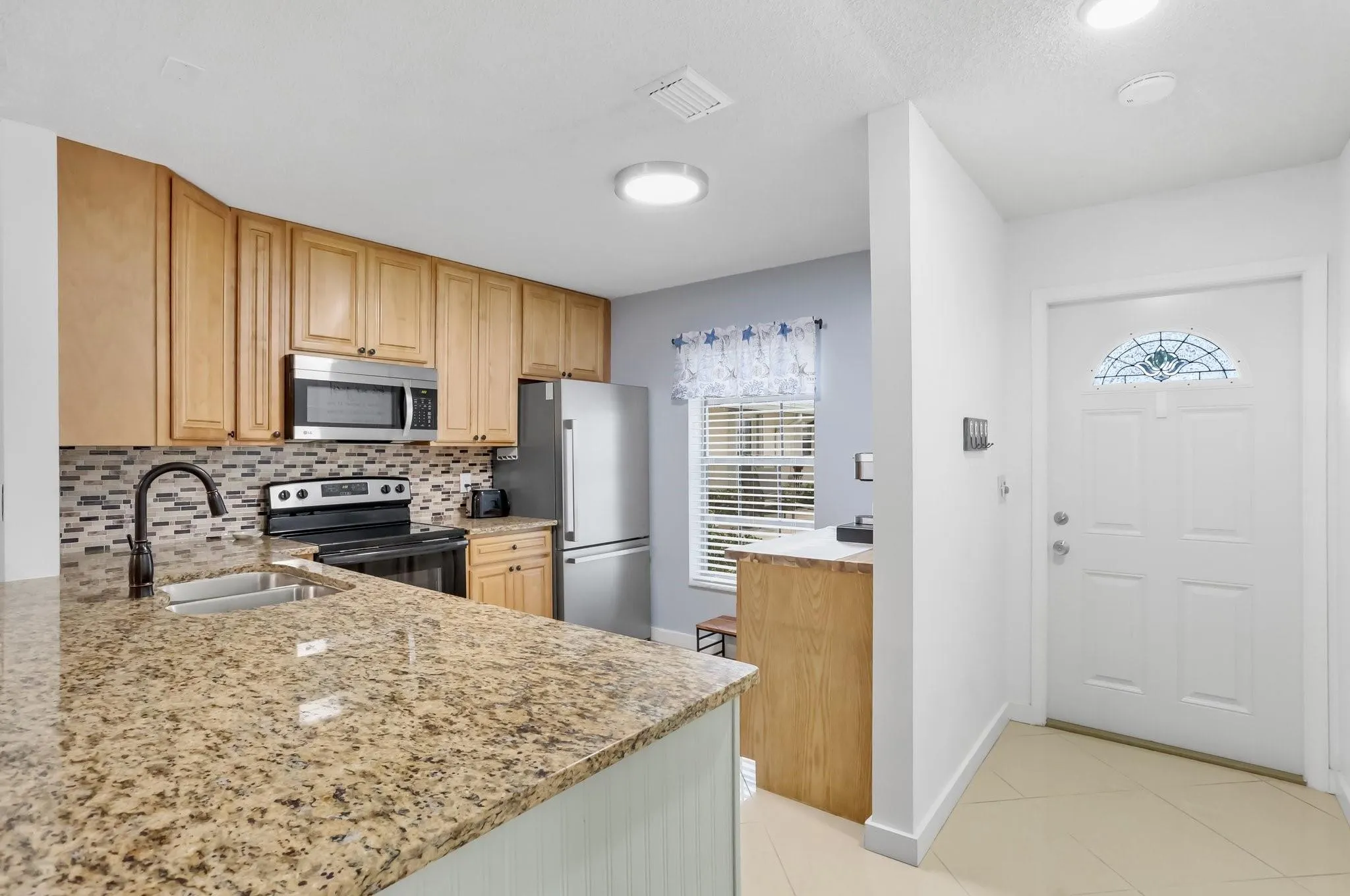 395 Bennington Ln, #0