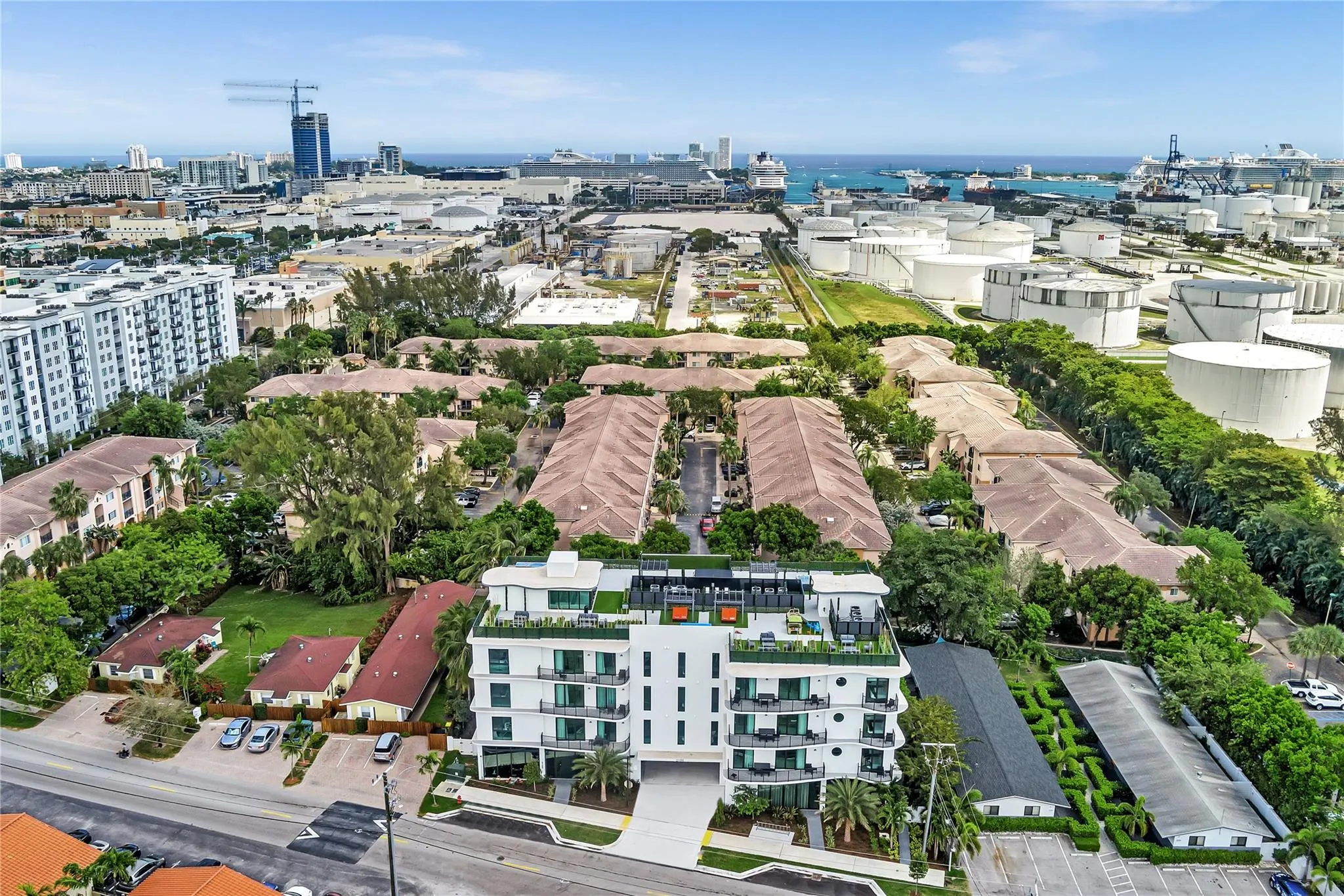 2100 Miami Rd, #204