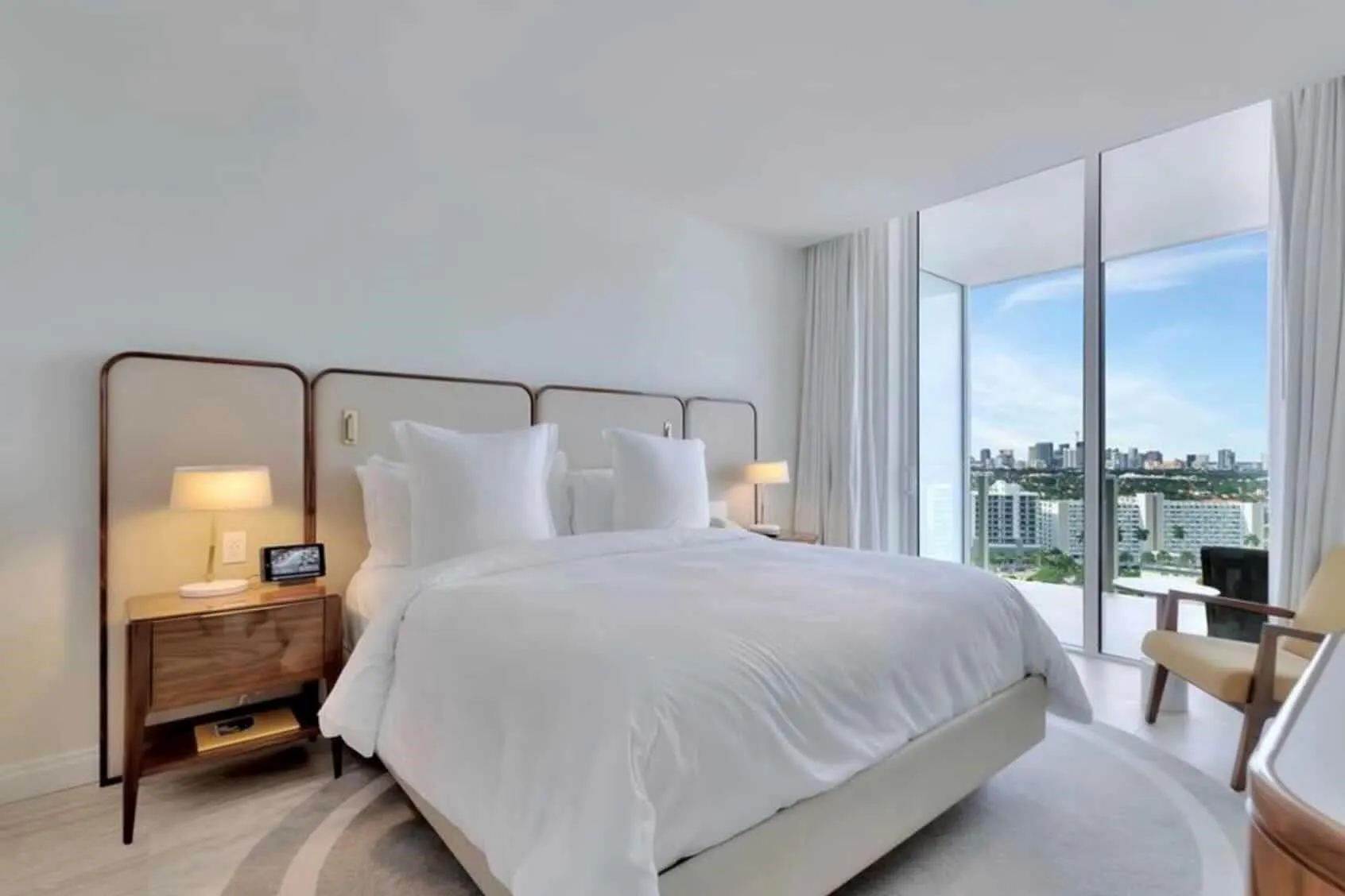 525 N Fort Lauderdale Baach Blvd, #1610