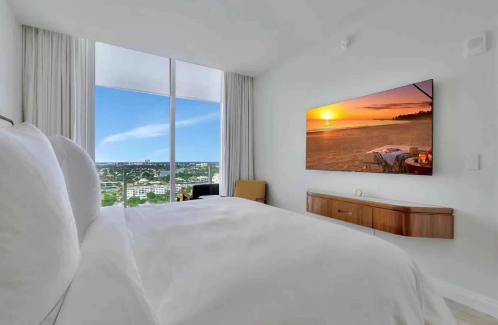 525 N Fort Lauderdale Baach Blvd, #1610