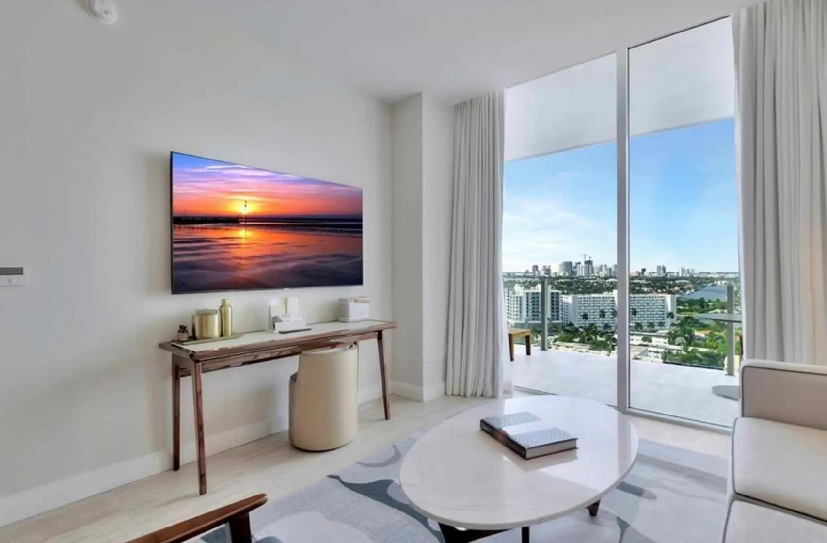 525 N Fort Lauderdale Baach Blvd, #1610