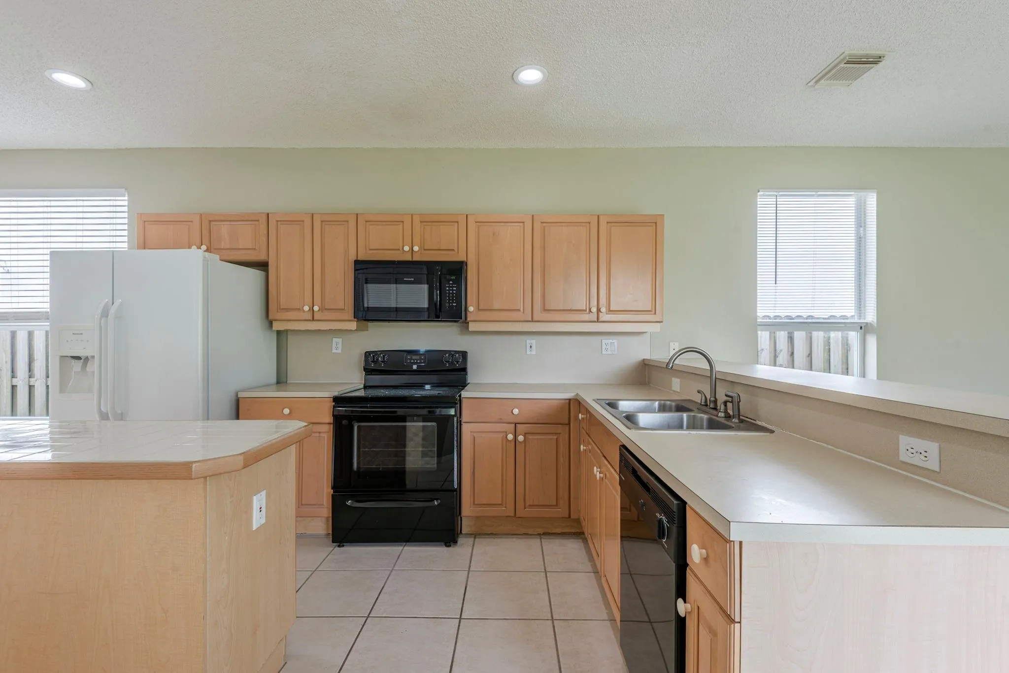 14951 SW 157th Ct