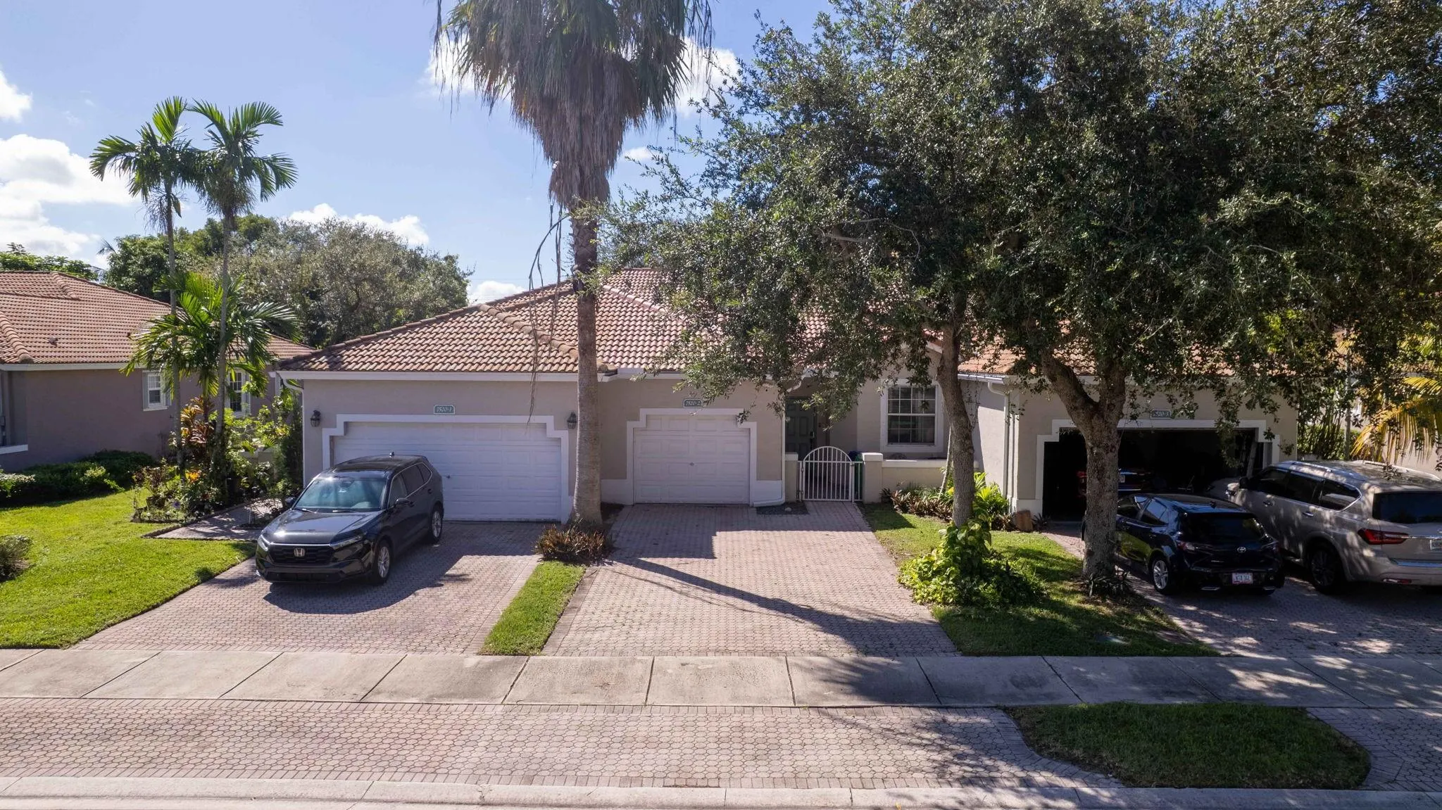 7520 S Aragon Blvd, #2