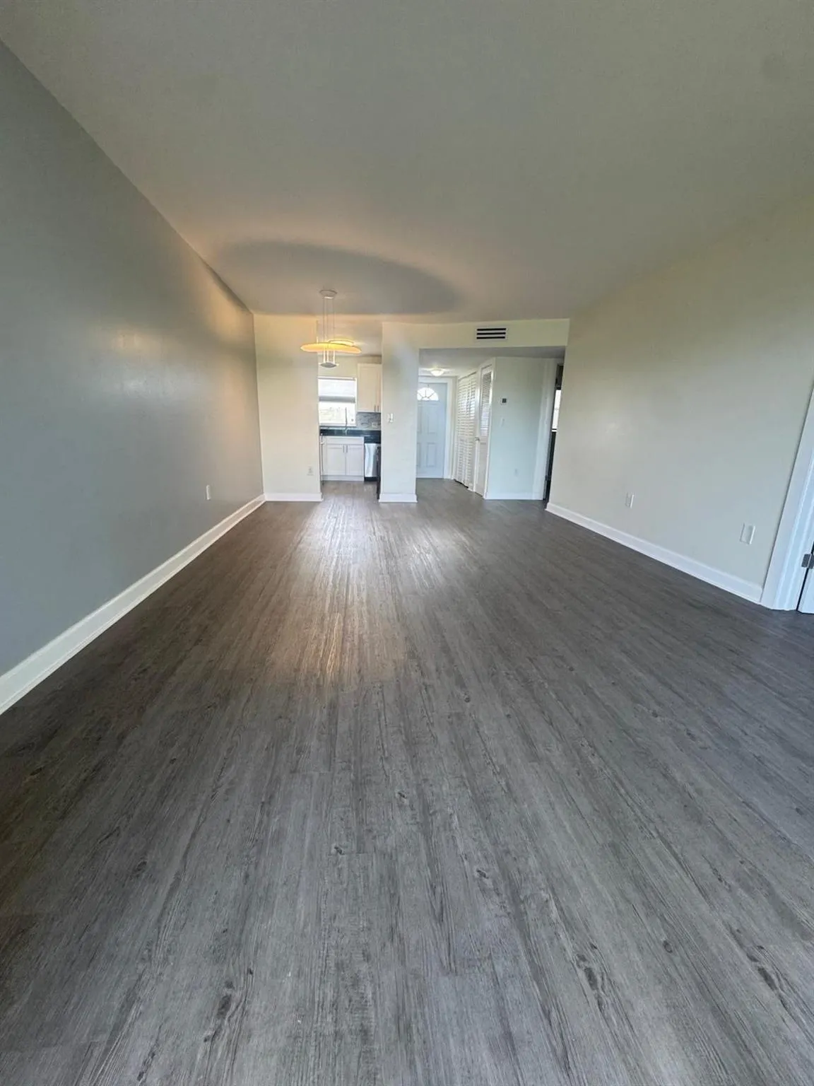 8600 Sunrise Lakes Blvd, #303