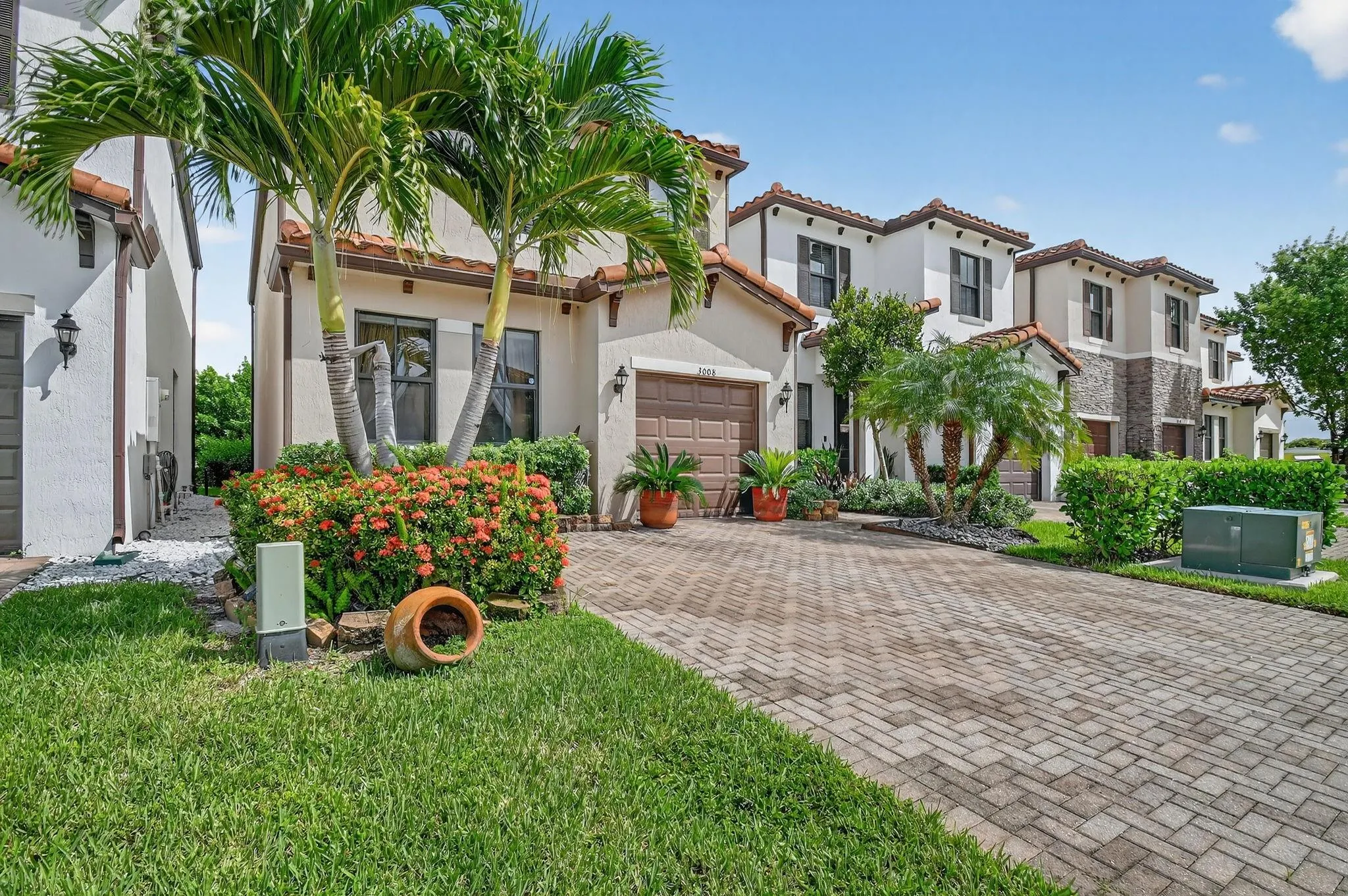 3008 Hop Tree Way