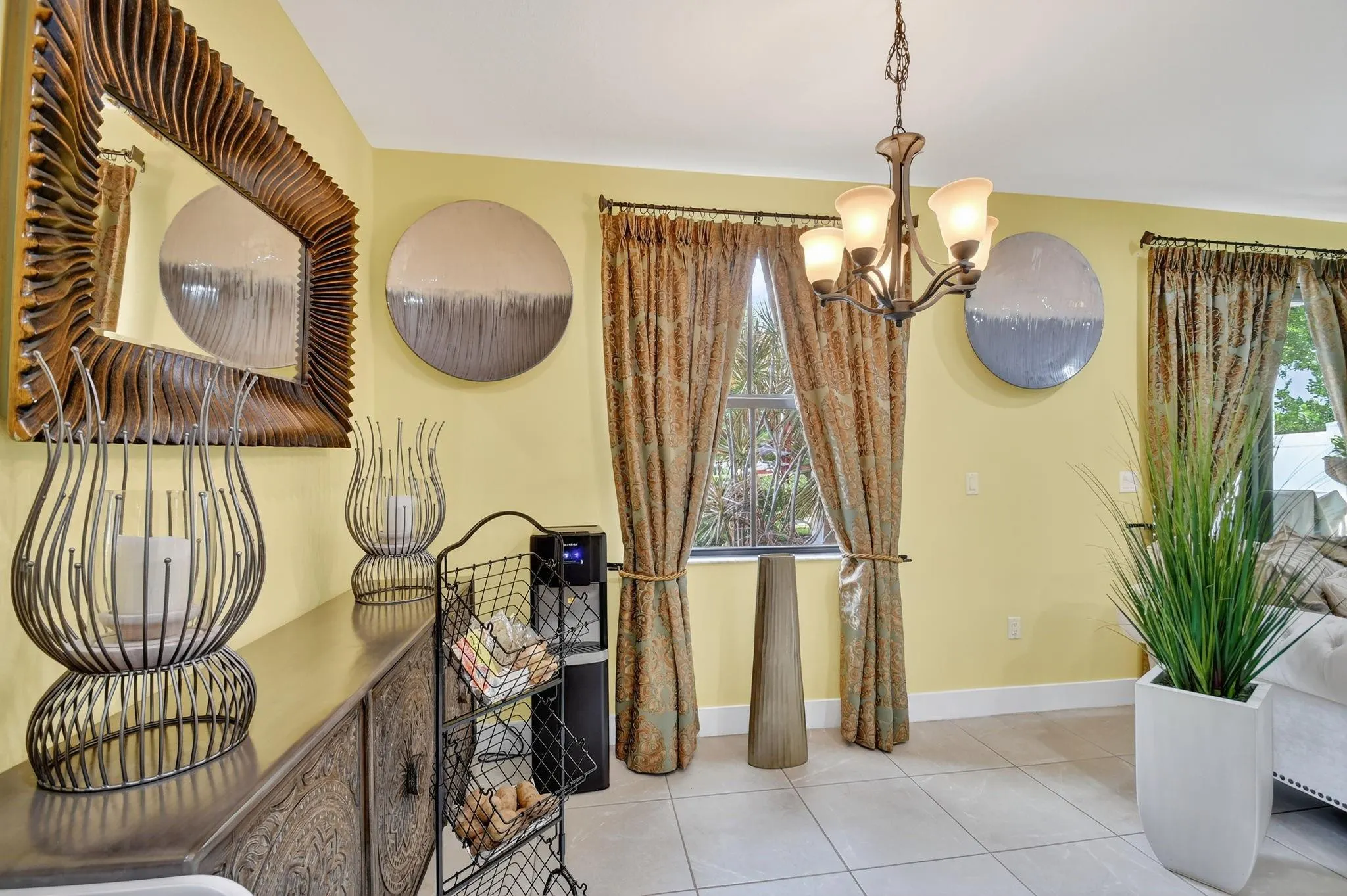 3008 Hop Tree Way