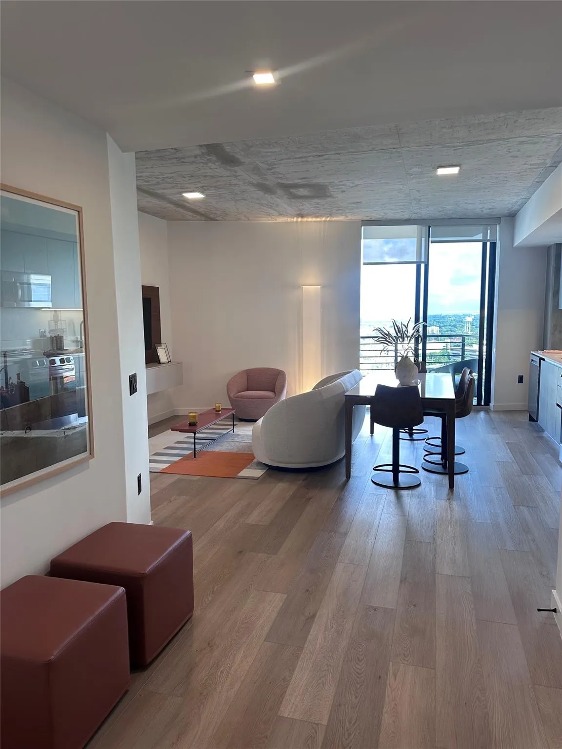 307 SW 5th Street