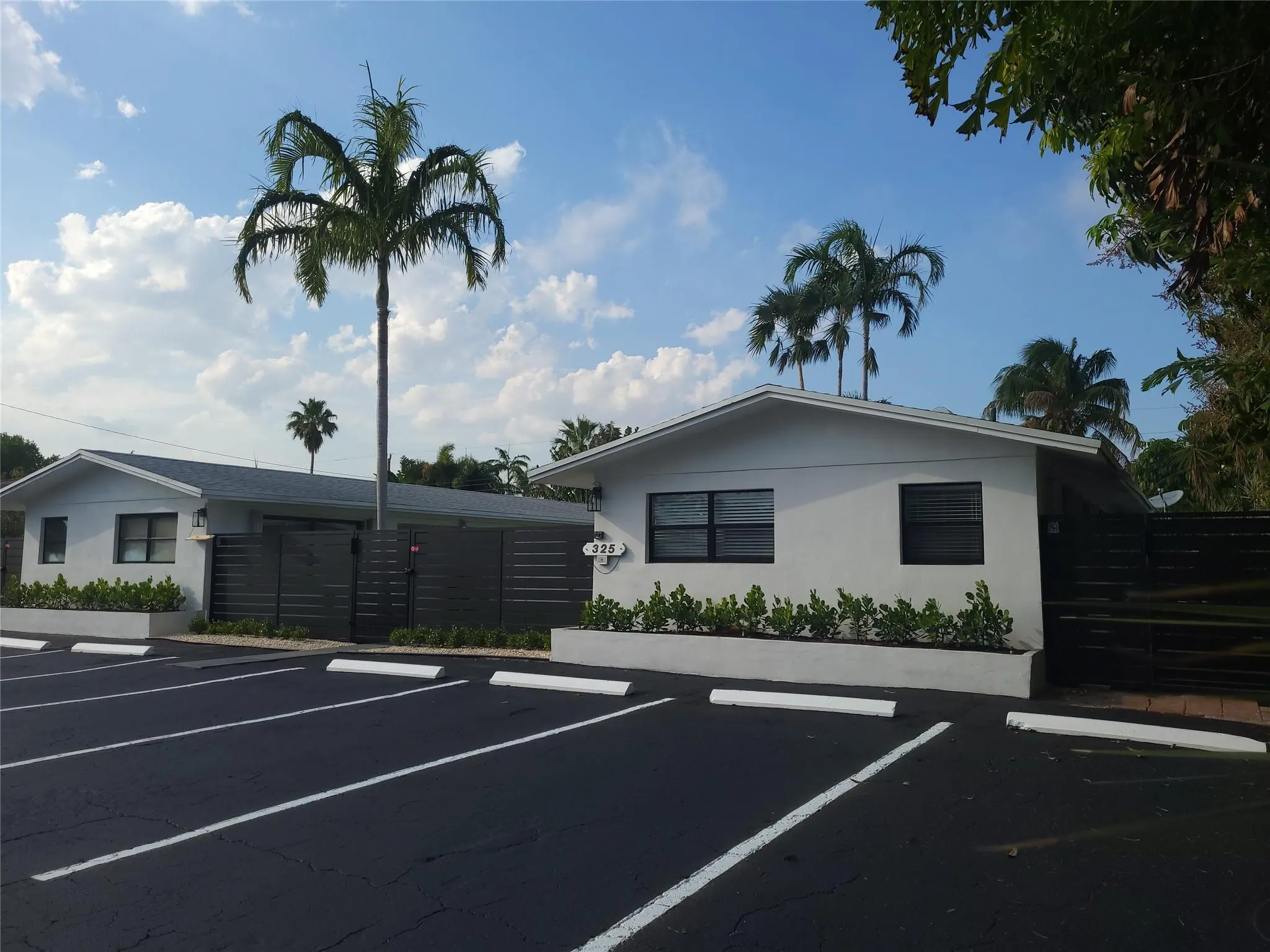 325 NW 25th St, #7