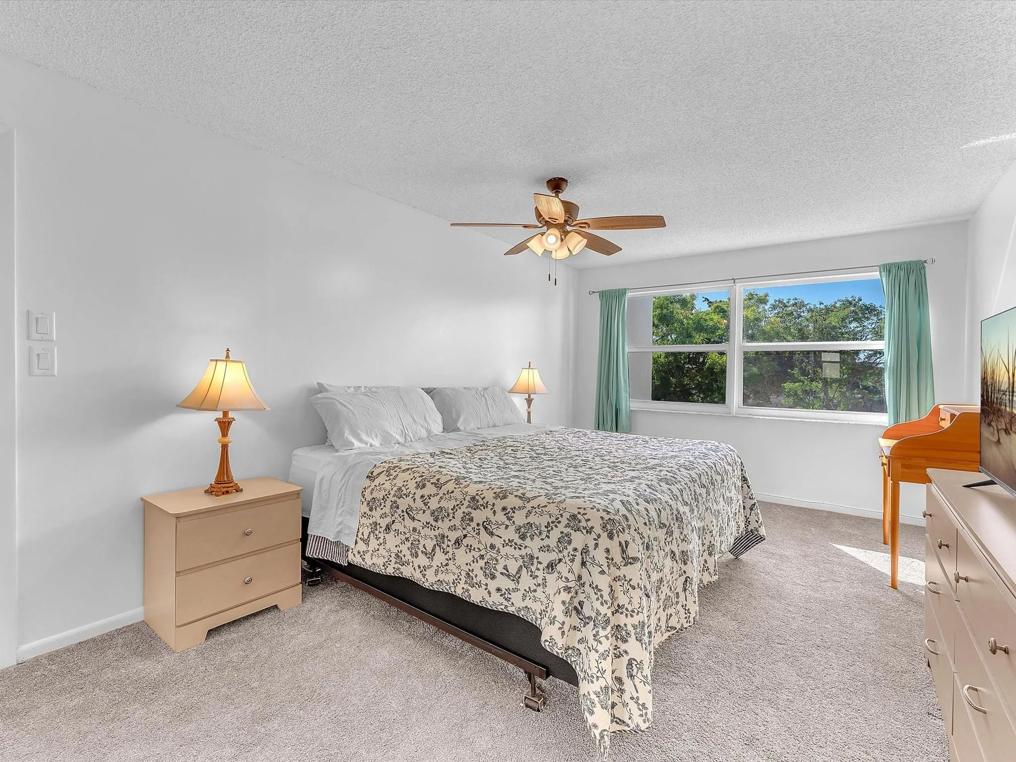6870 Royal Palm Blvd, #310M