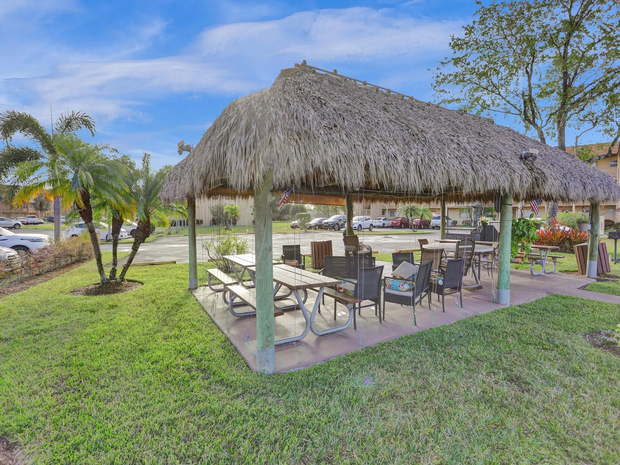 6870 Royal Palm Blvd, #310M