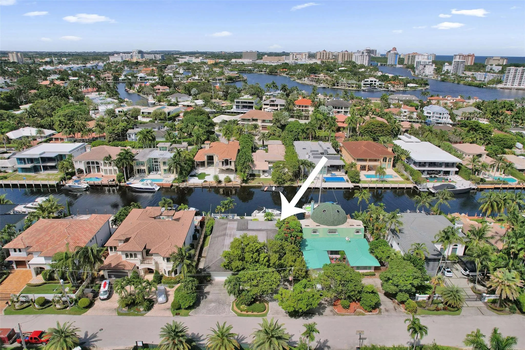 2427 Sea Island Dr