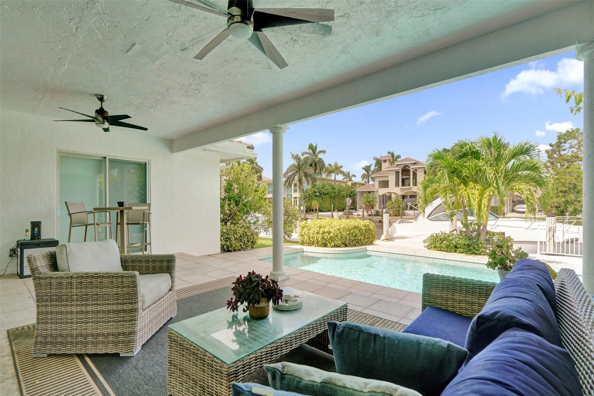 2427 Sea Island Dr