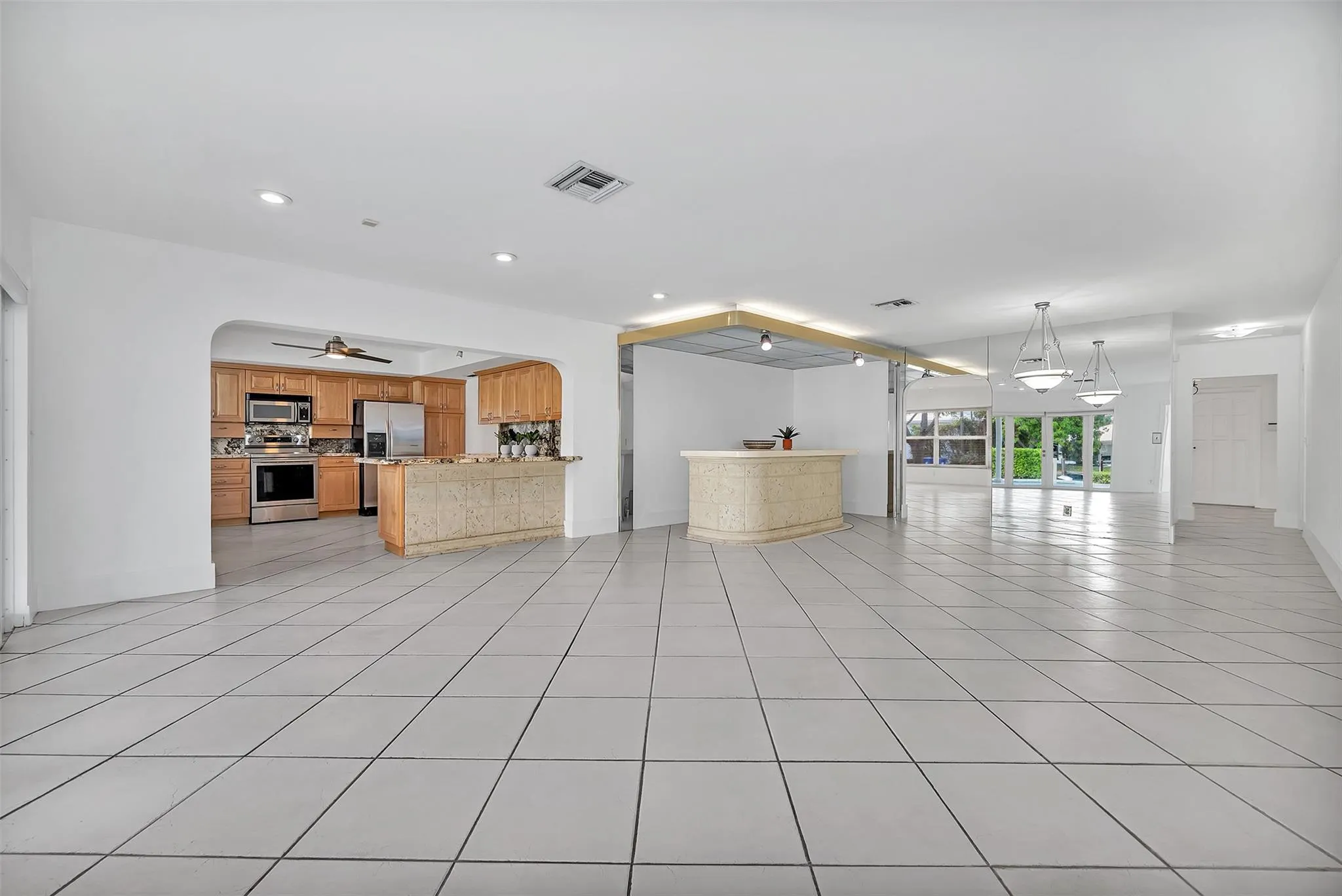 2427 Sea Island Dr