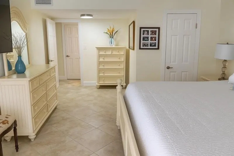 801 S Ocean Drive, #206
