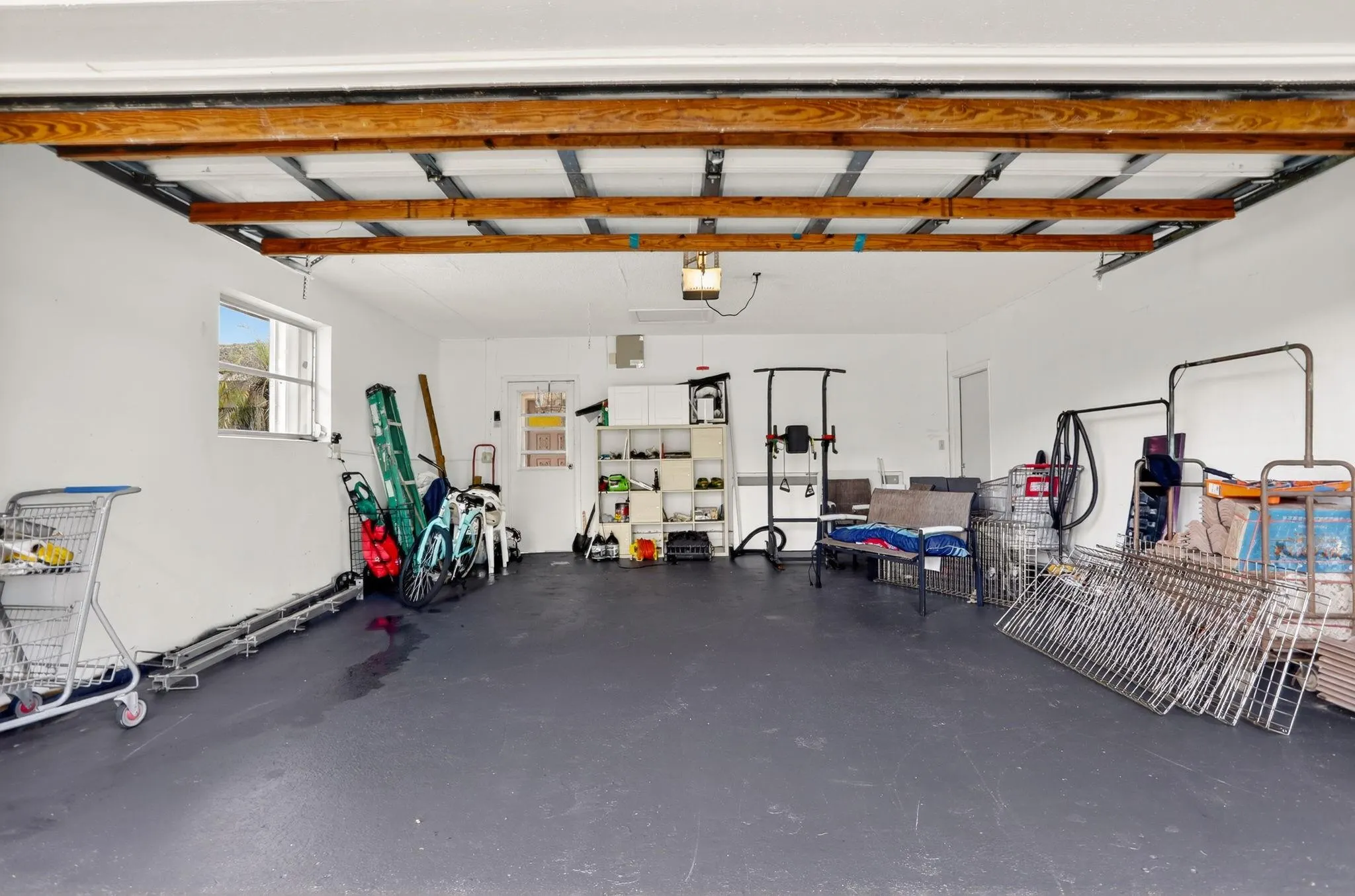 3817 NW 84th Ave