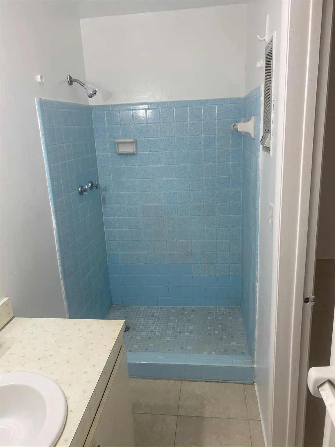 4328 SW 6TH ST, #206
