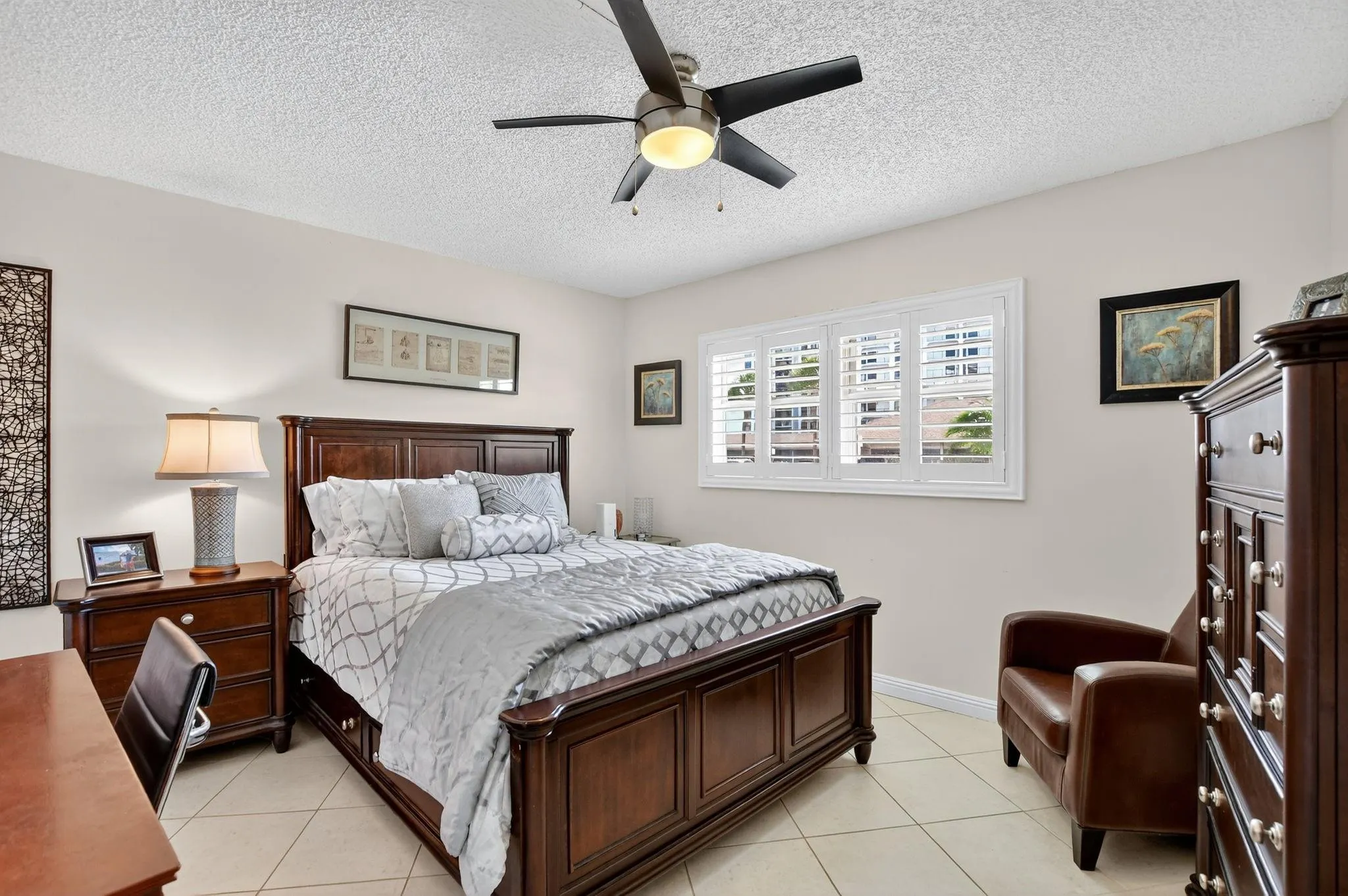 1537 E Hillsboro Blvd, #138