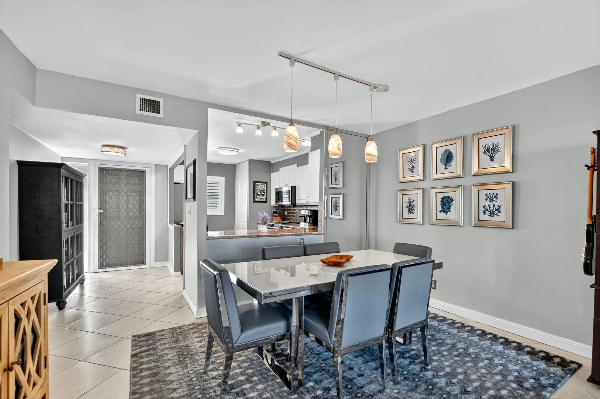 1537 E Hillsboro Blvd, #138