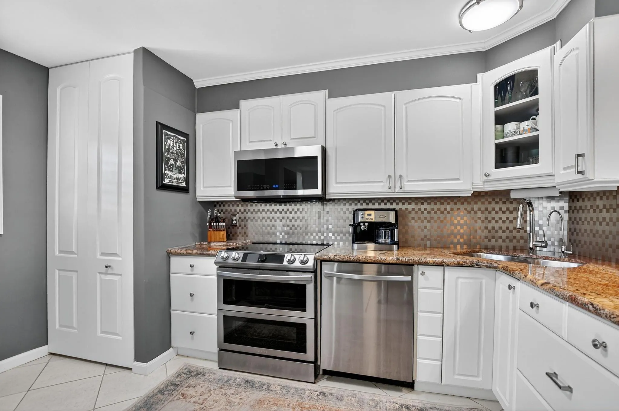 1537 E Hillsboro Blvd, #138