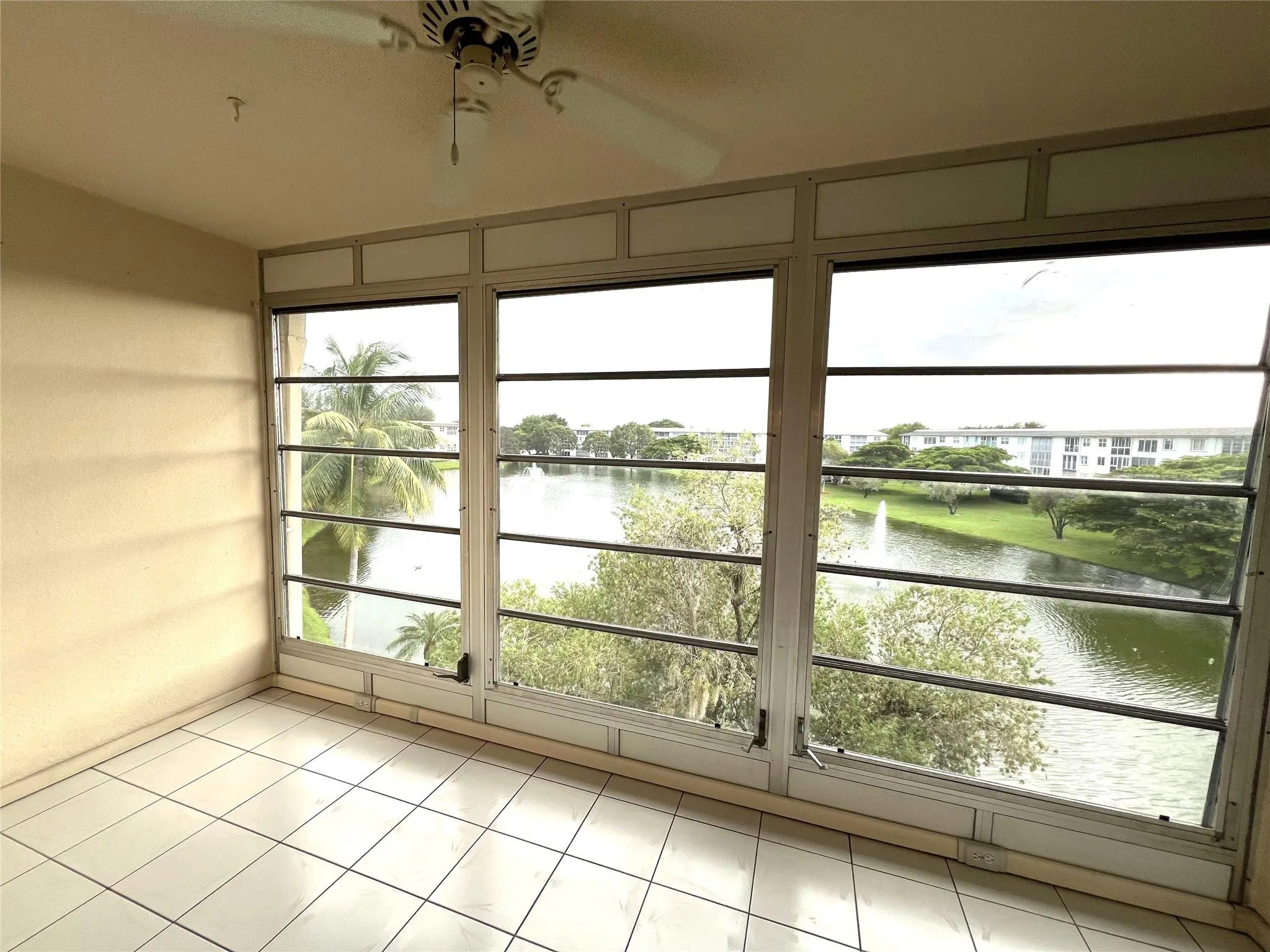 1702 Andros Isle, #M-4