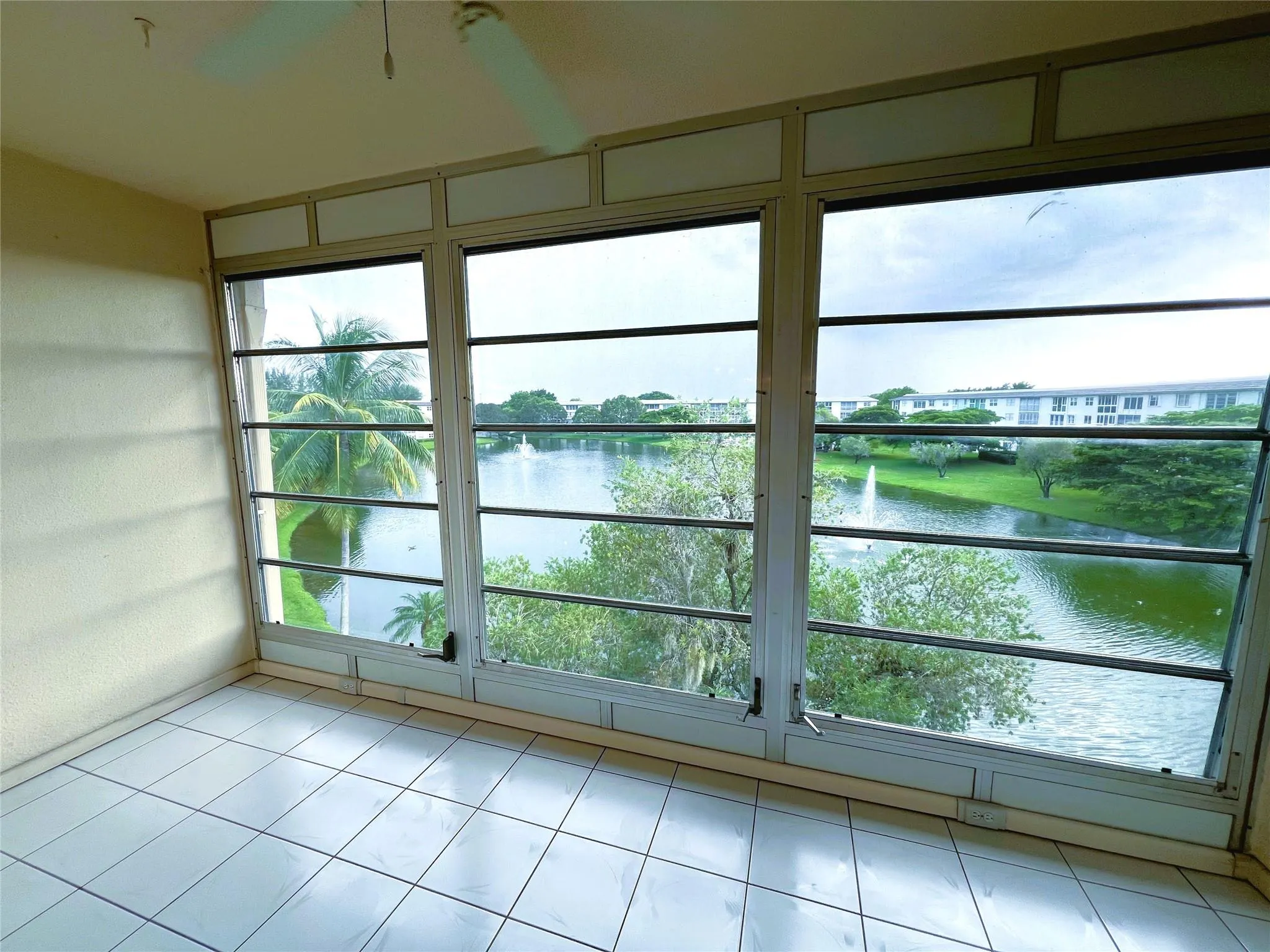 1702 Andros Isle, #M-4