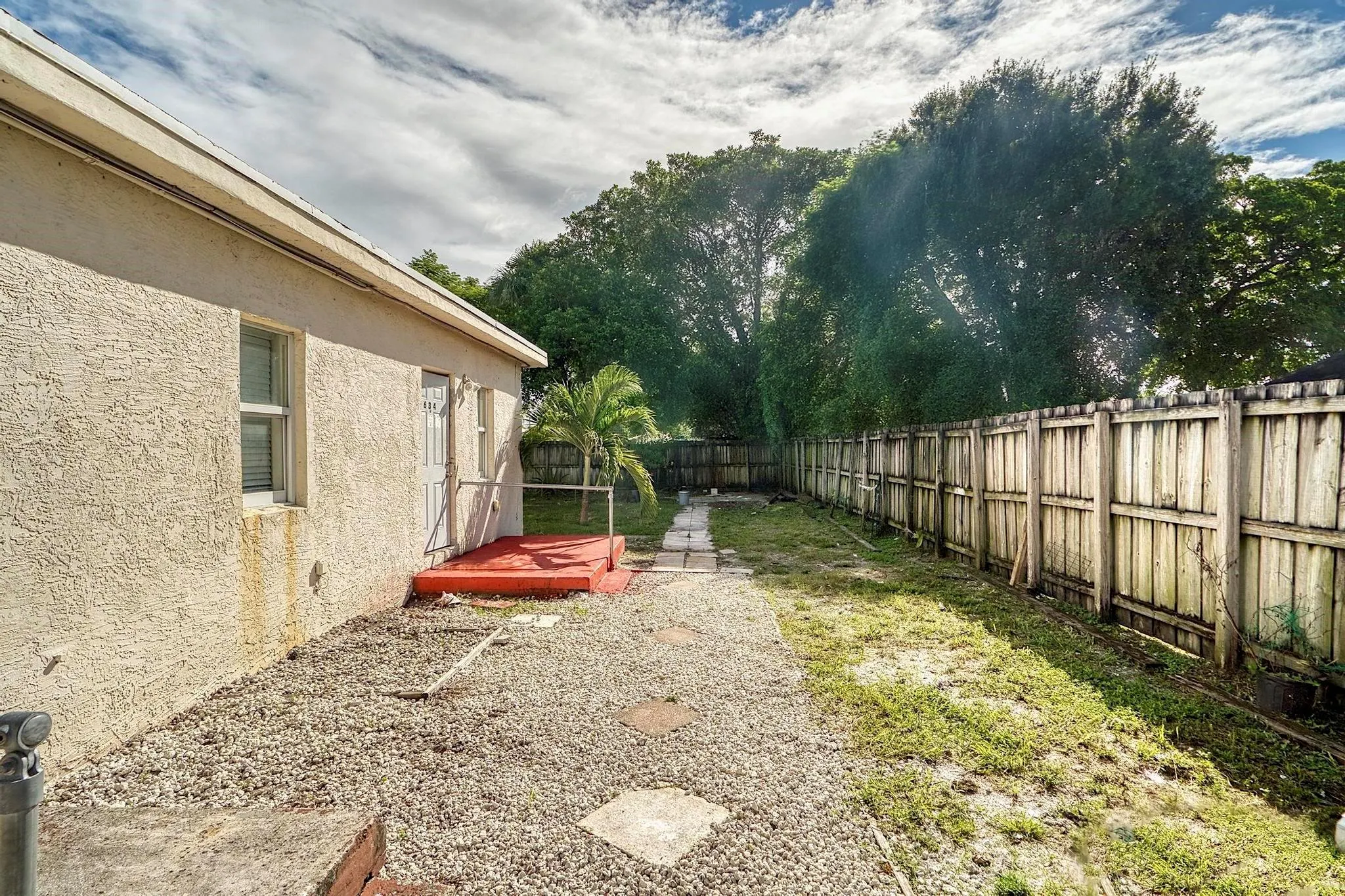 632-634 NW 14th Ter