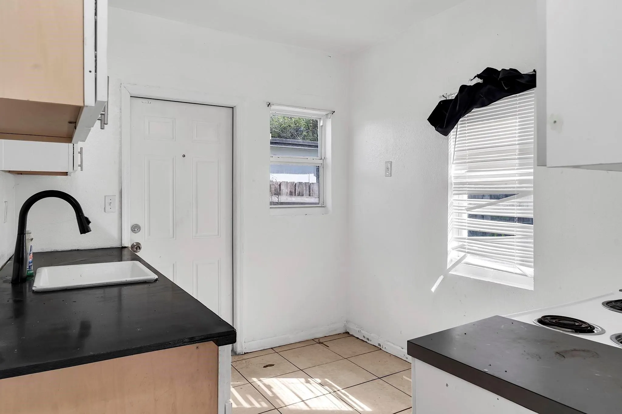 632-634 NW 14th Ter