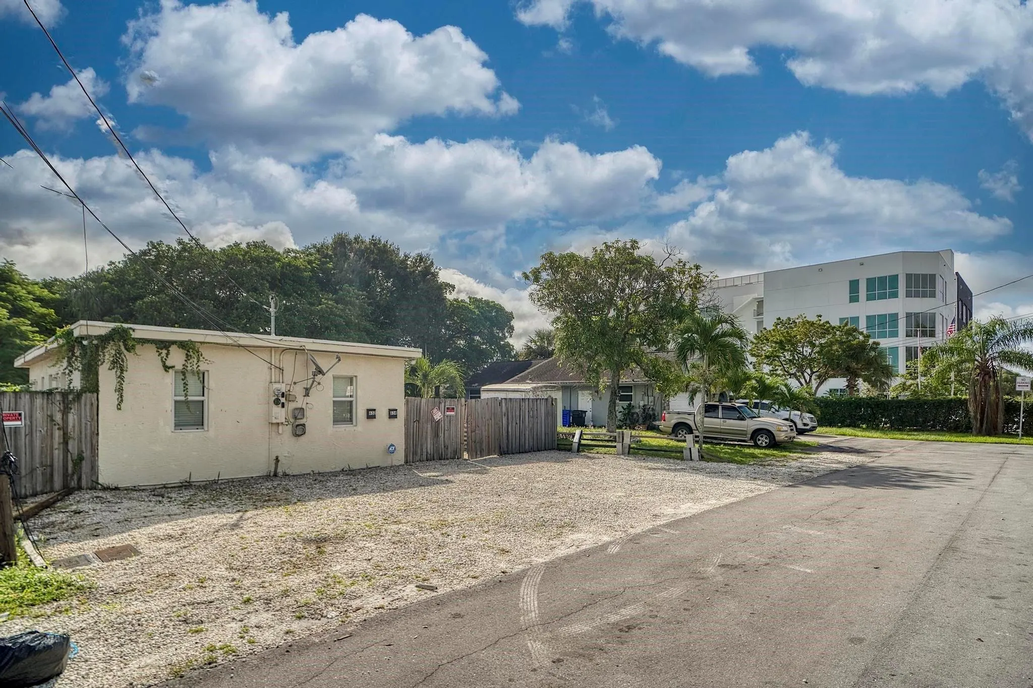 632-634 NW 14th Ter